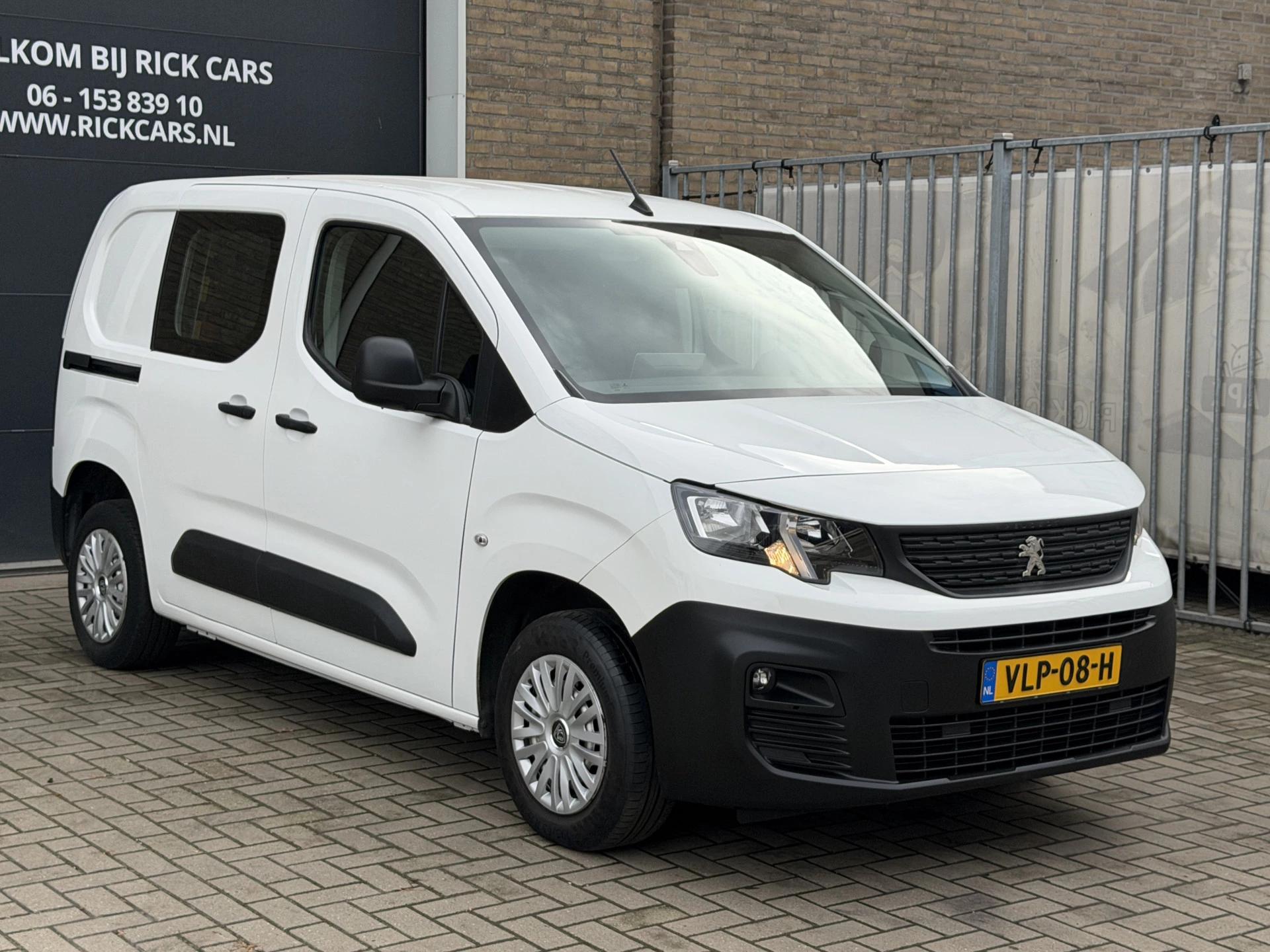 Hoofdafbeelding Peugeot Partner