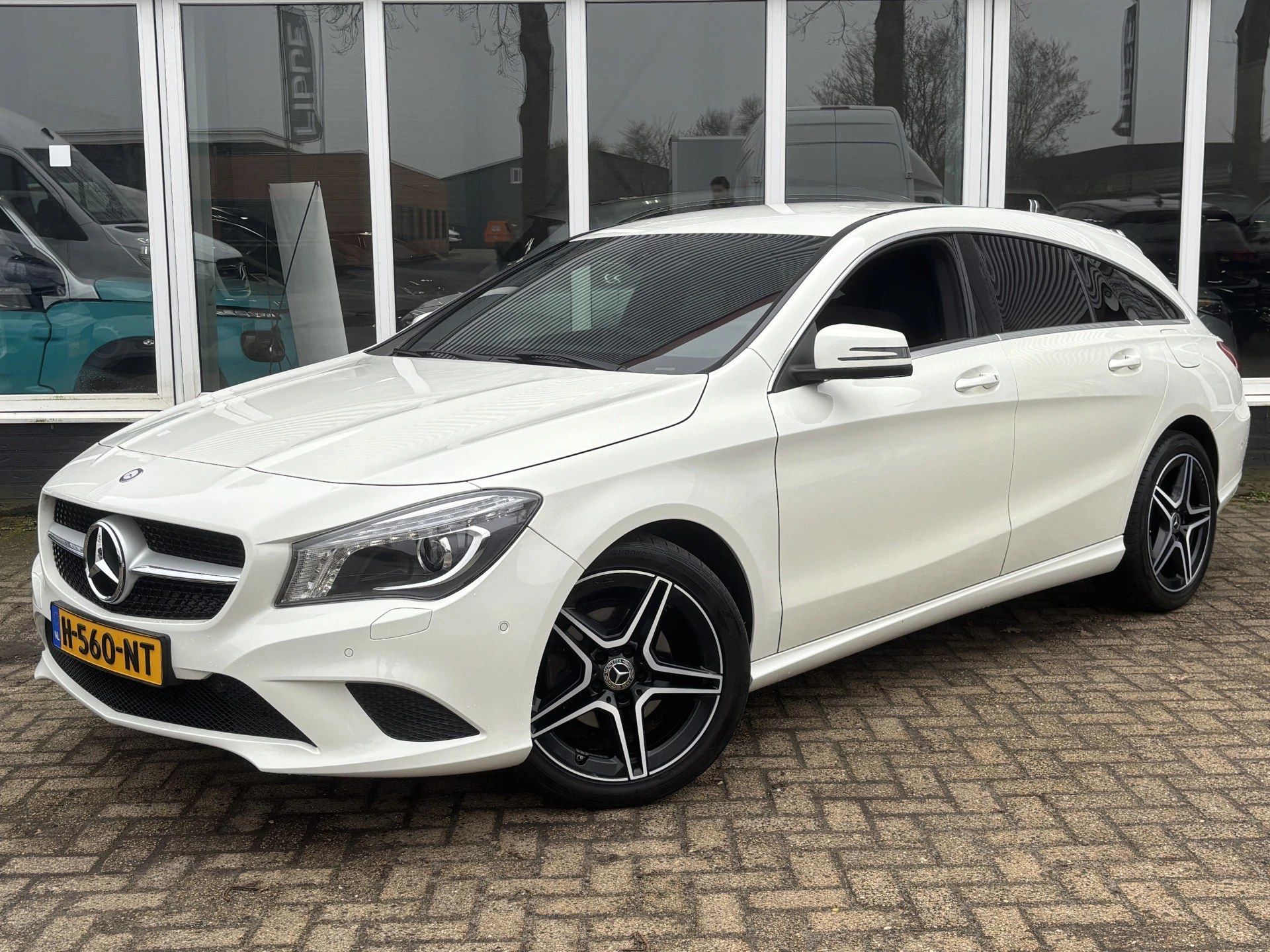 Hoofdafbeelding Mercedes-Benz CLA