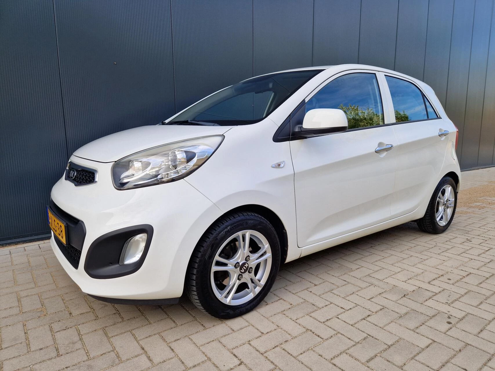 Hoofdafbeelding Kia Picanto