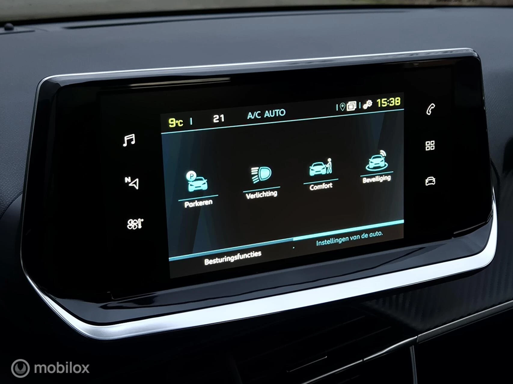 Hoofdafbeelding Peugeot e-208