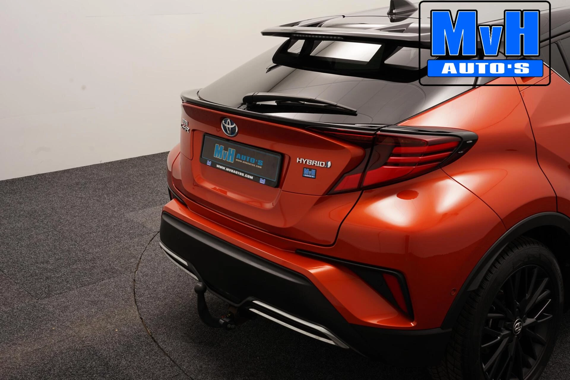 Hoofdafbeelding Toyota C-HR