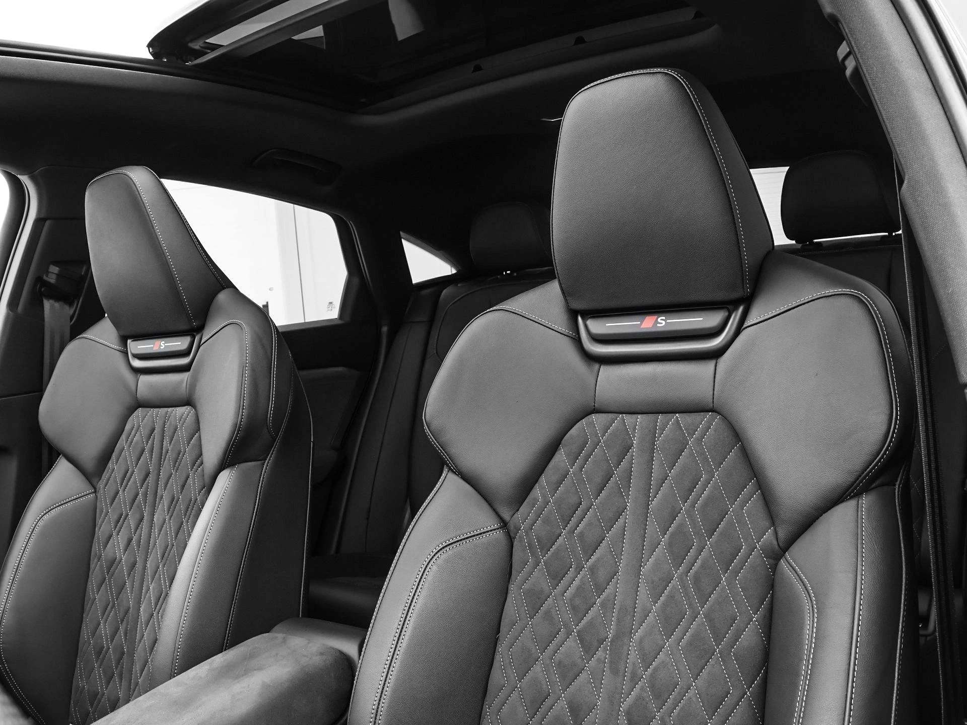 Hoofdafbeelding Audi Q6 e-tron