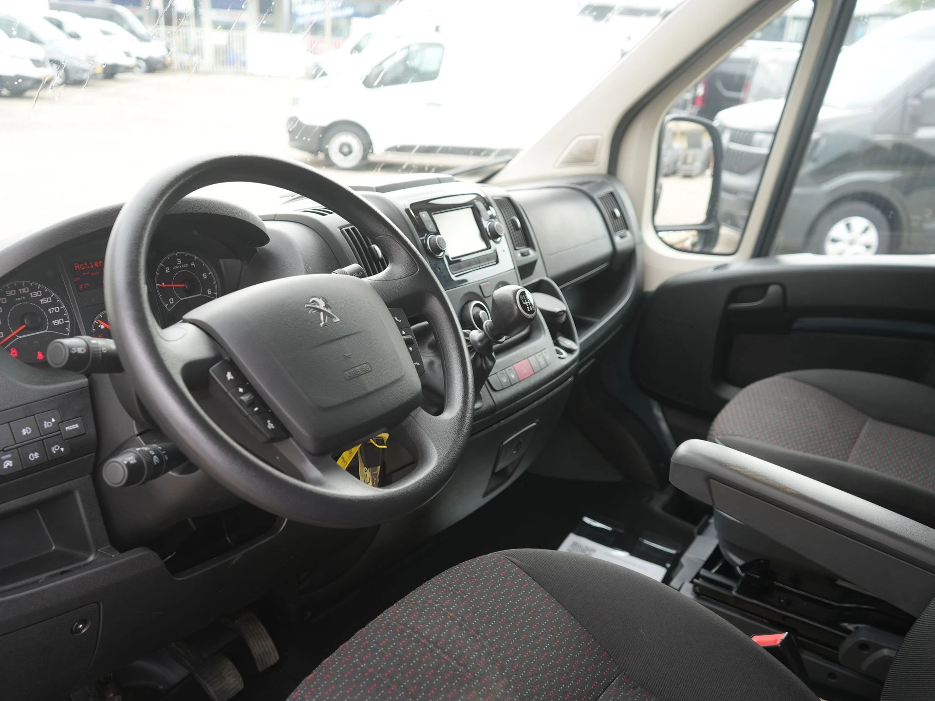 Hoofdafbeelding Peugeot Boxer