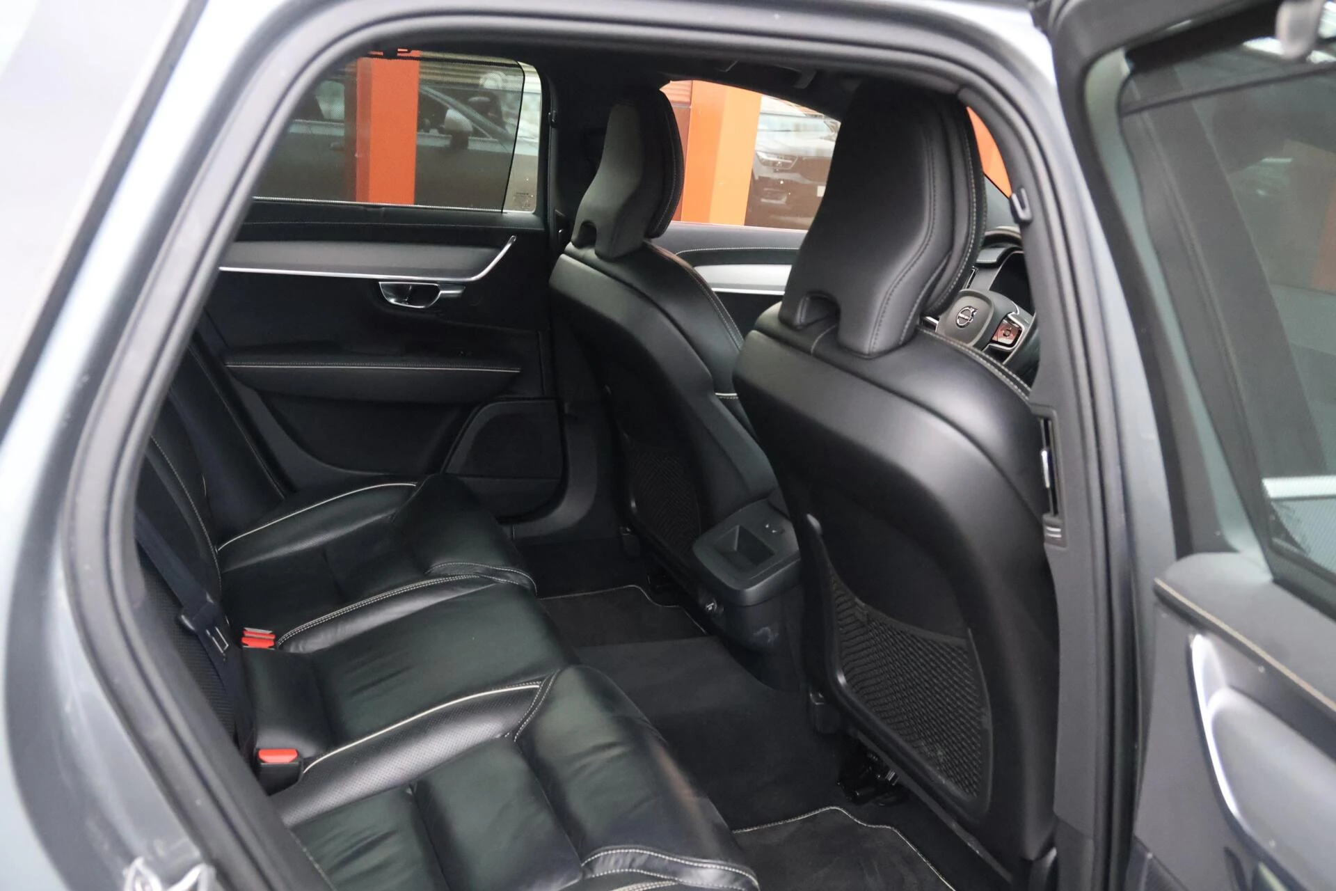 Hoofdafbeelding Volvo V90