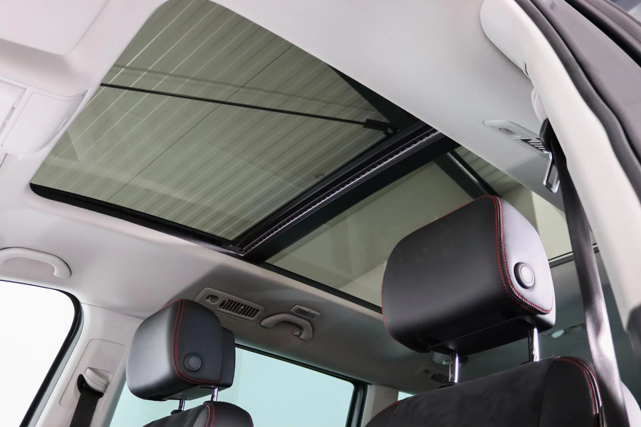 Hoofdafbeelding SEAT Alhambra