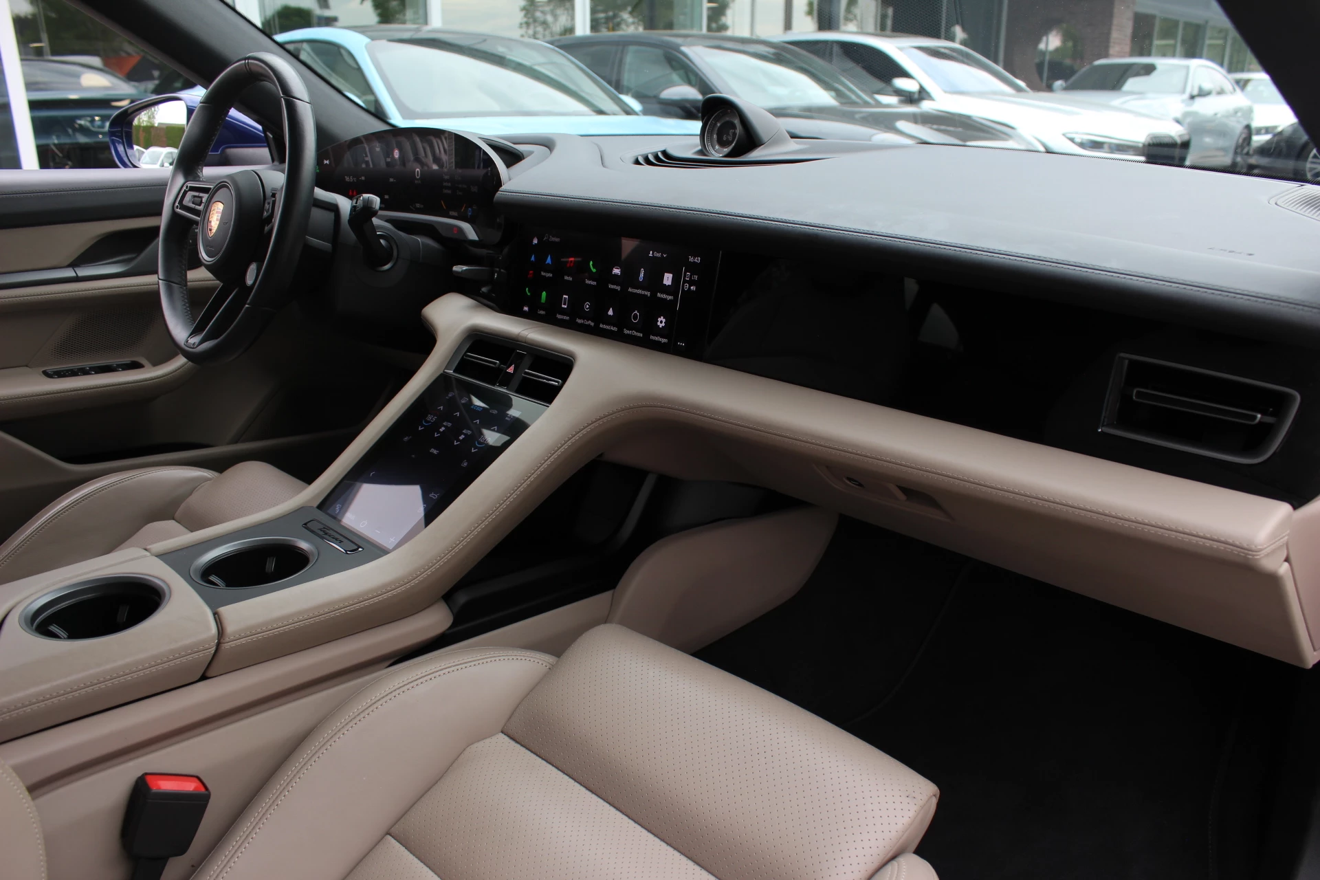 Hoofdafbeelding Porsche Taycan