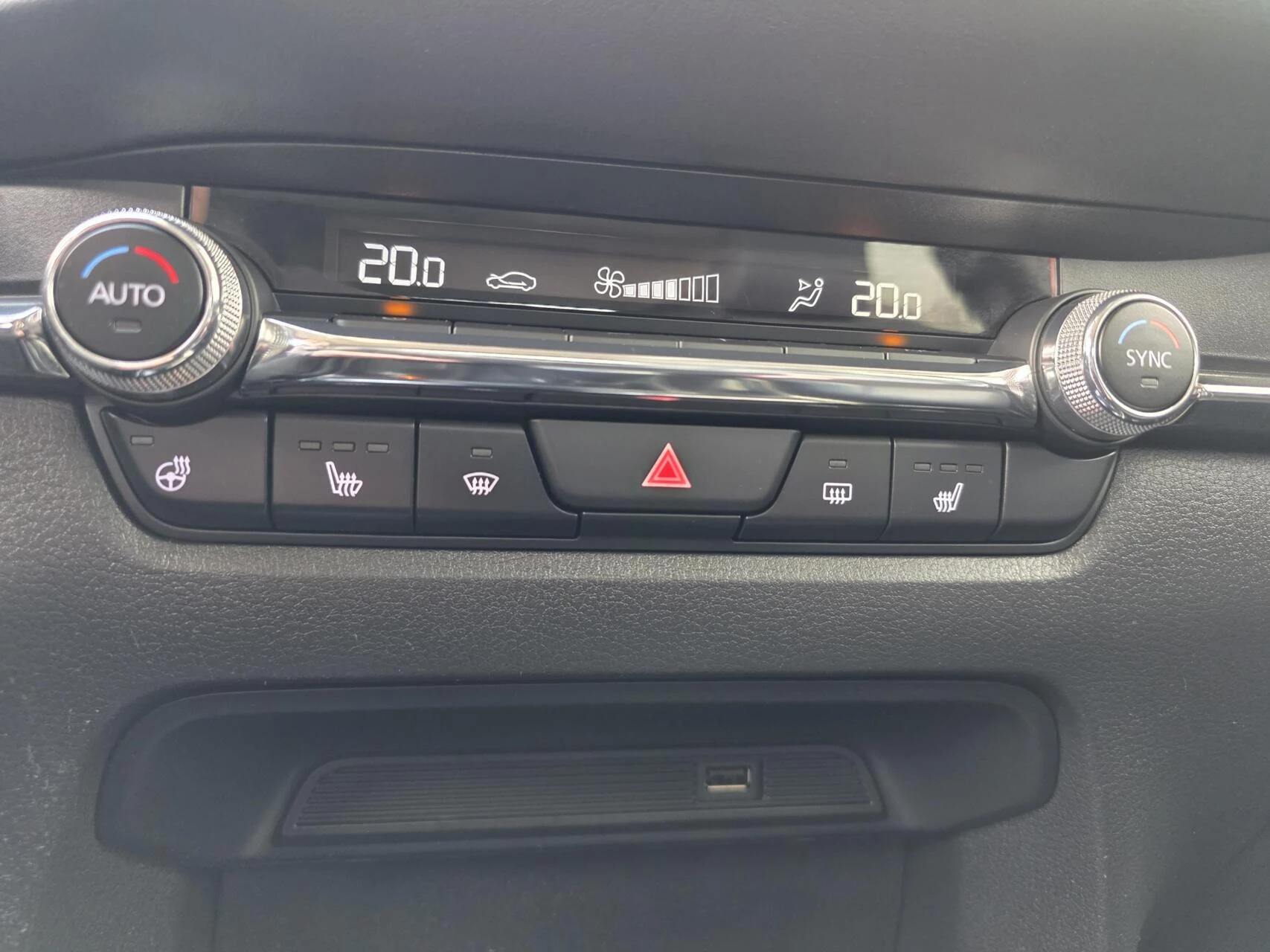 Hoofdafbeelding Mazda CX-30