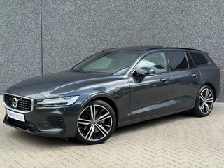 Volvo V60 2.0 T8 Twin Engine AWD R-Design | Pano | Dodehoekassistent | Carplay | Harman Kardon | Rijhulp | Rijstrookassistent |