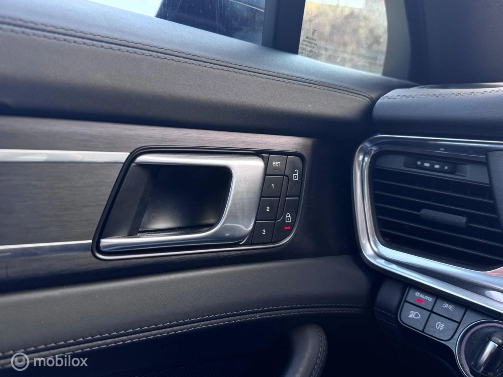 Hoofdafbeelding Porsche Panamera