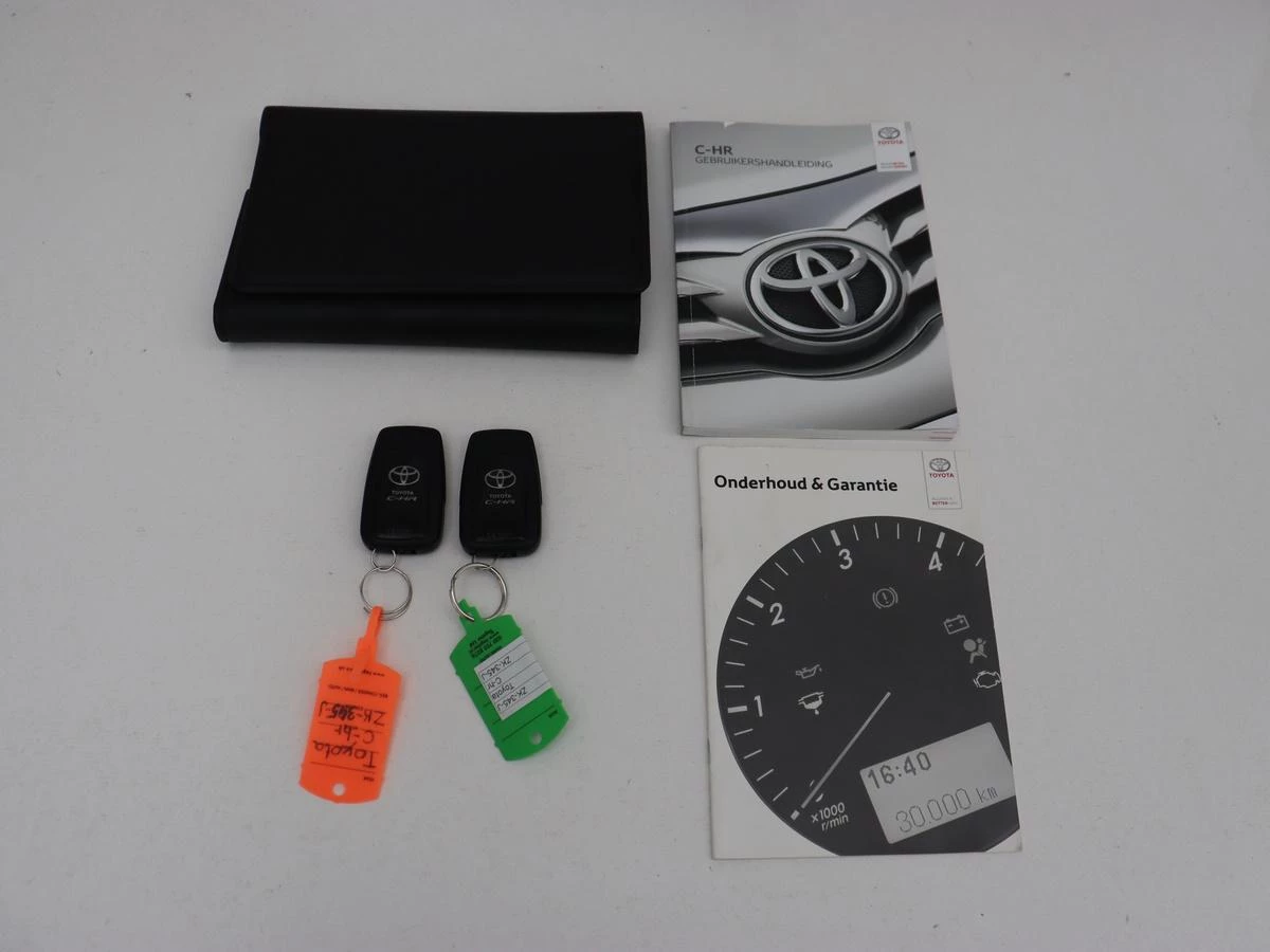 Hoofdafbeelding Toyota C-HR