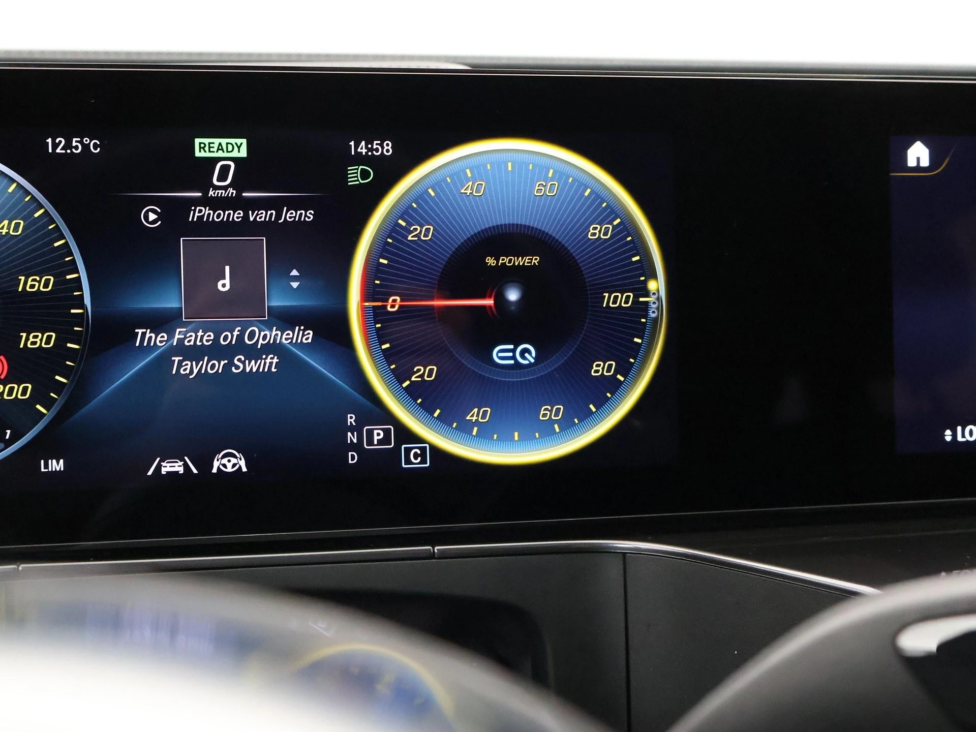 Hoofdafbeelding Mercedes-Benz EQC