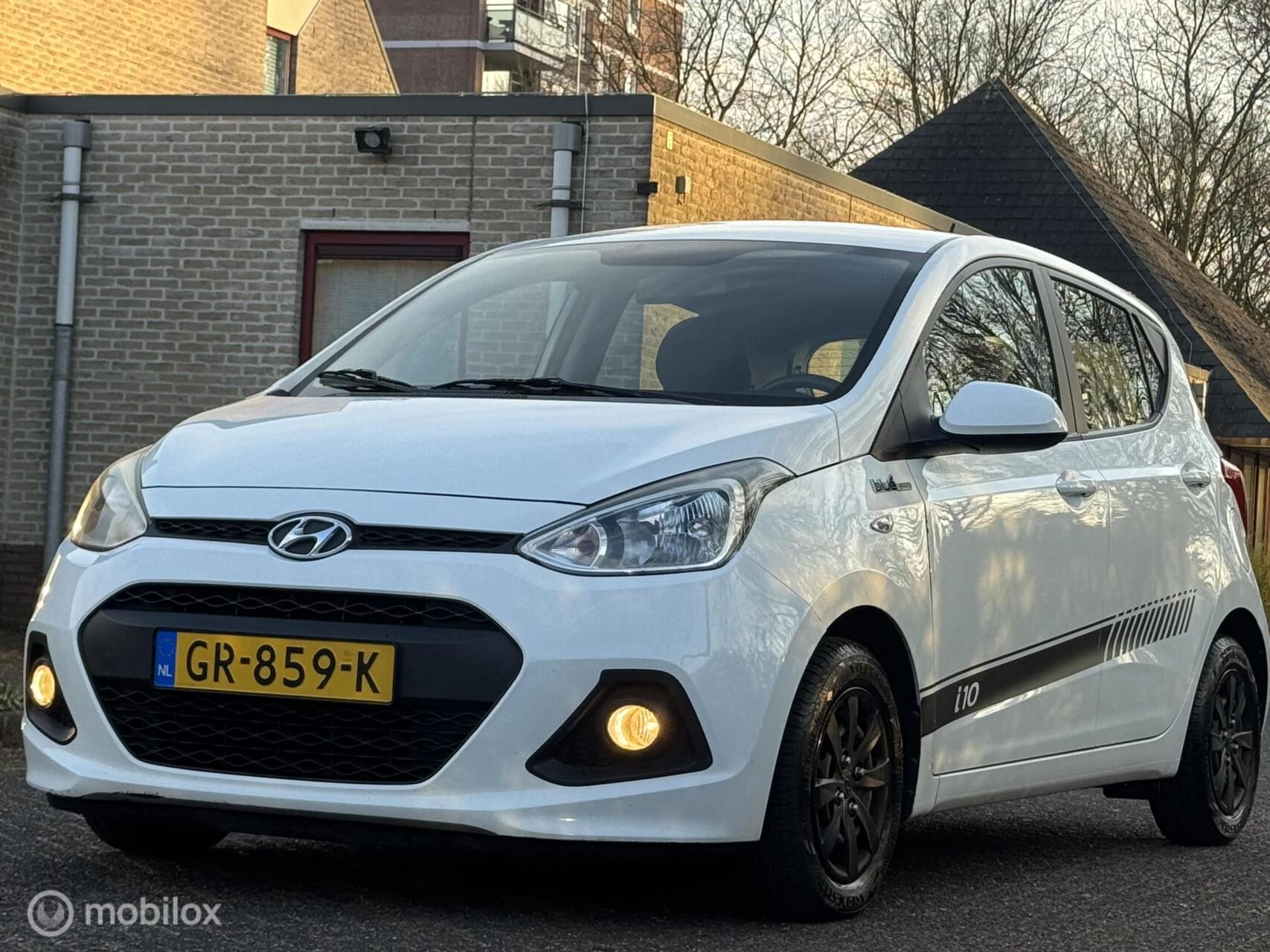 Hoofdafbeelding Hyundai i10