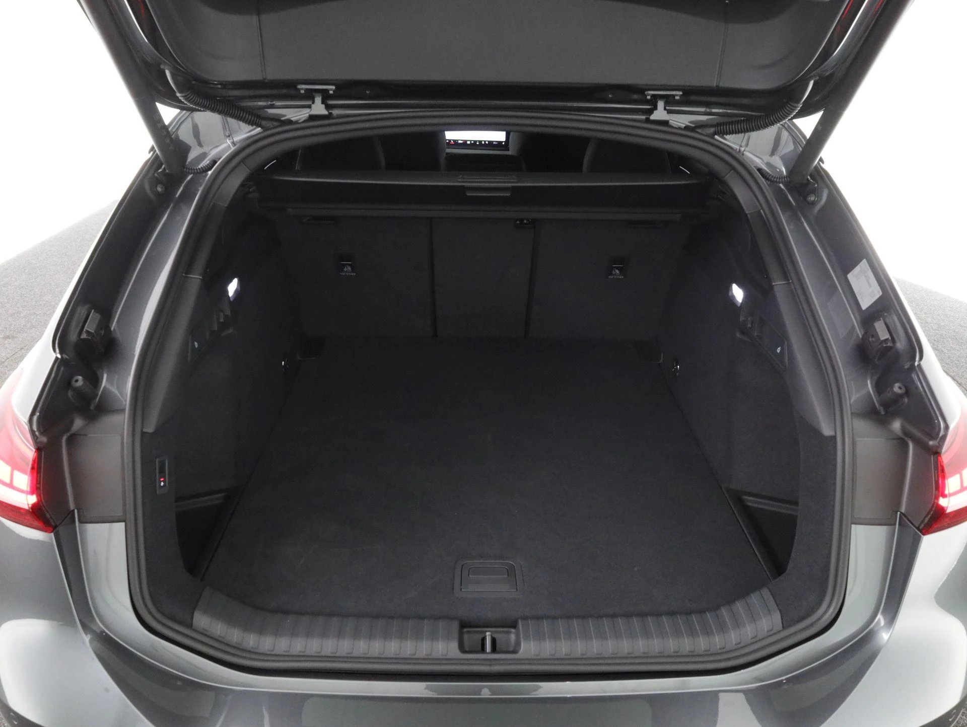 Hoofdafbeelding Audi A6 Avant e-tron