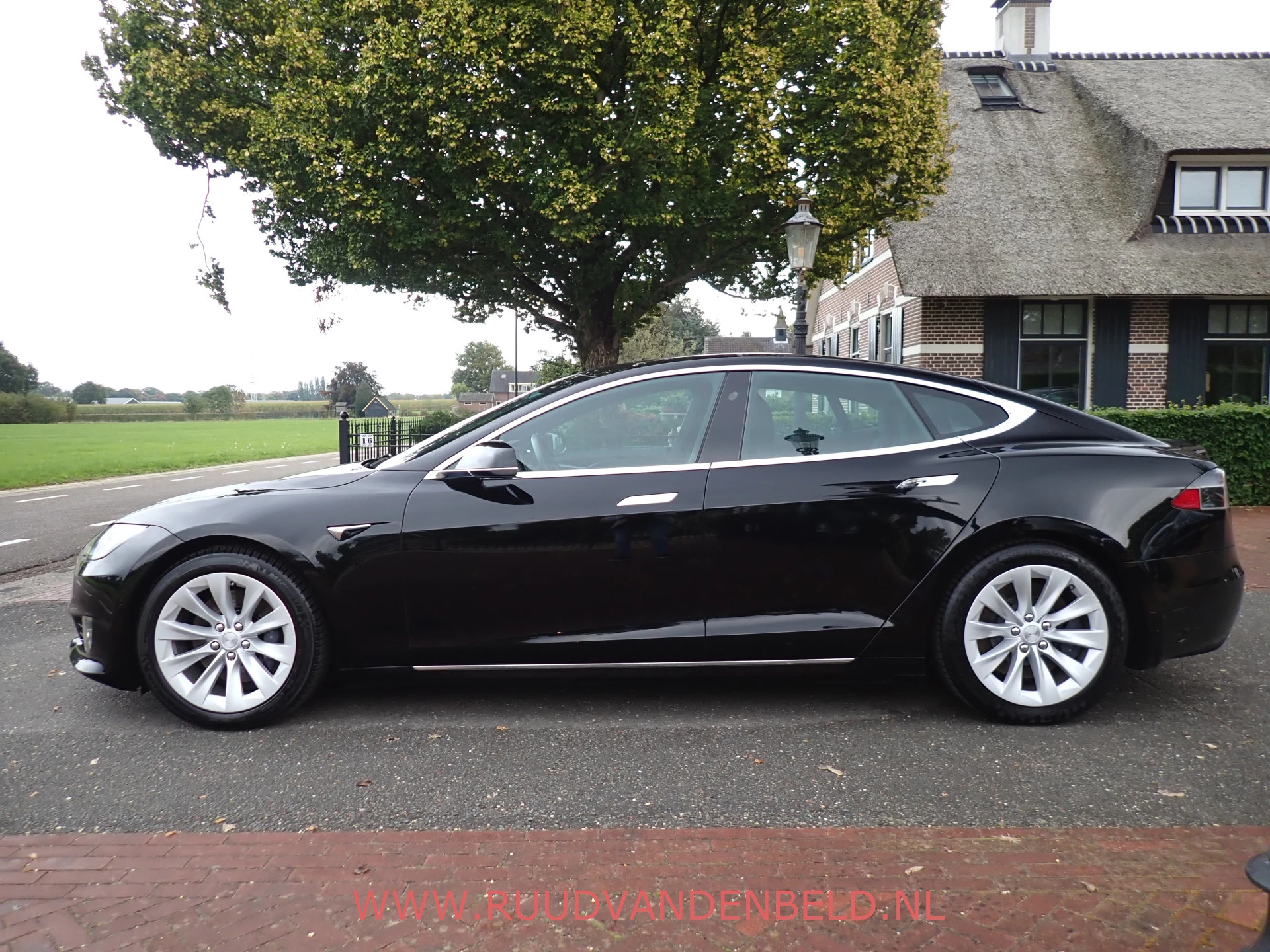 Hoofdafbeelding Tesla Model S