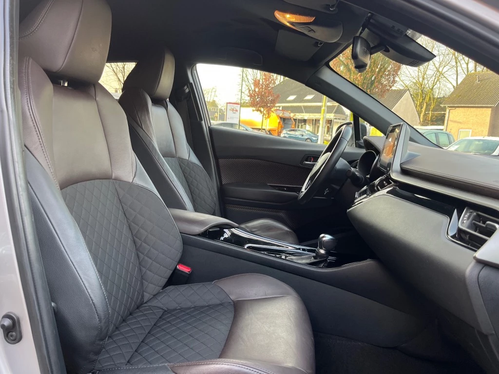 Hoofdafbeelding Toyota C-HR