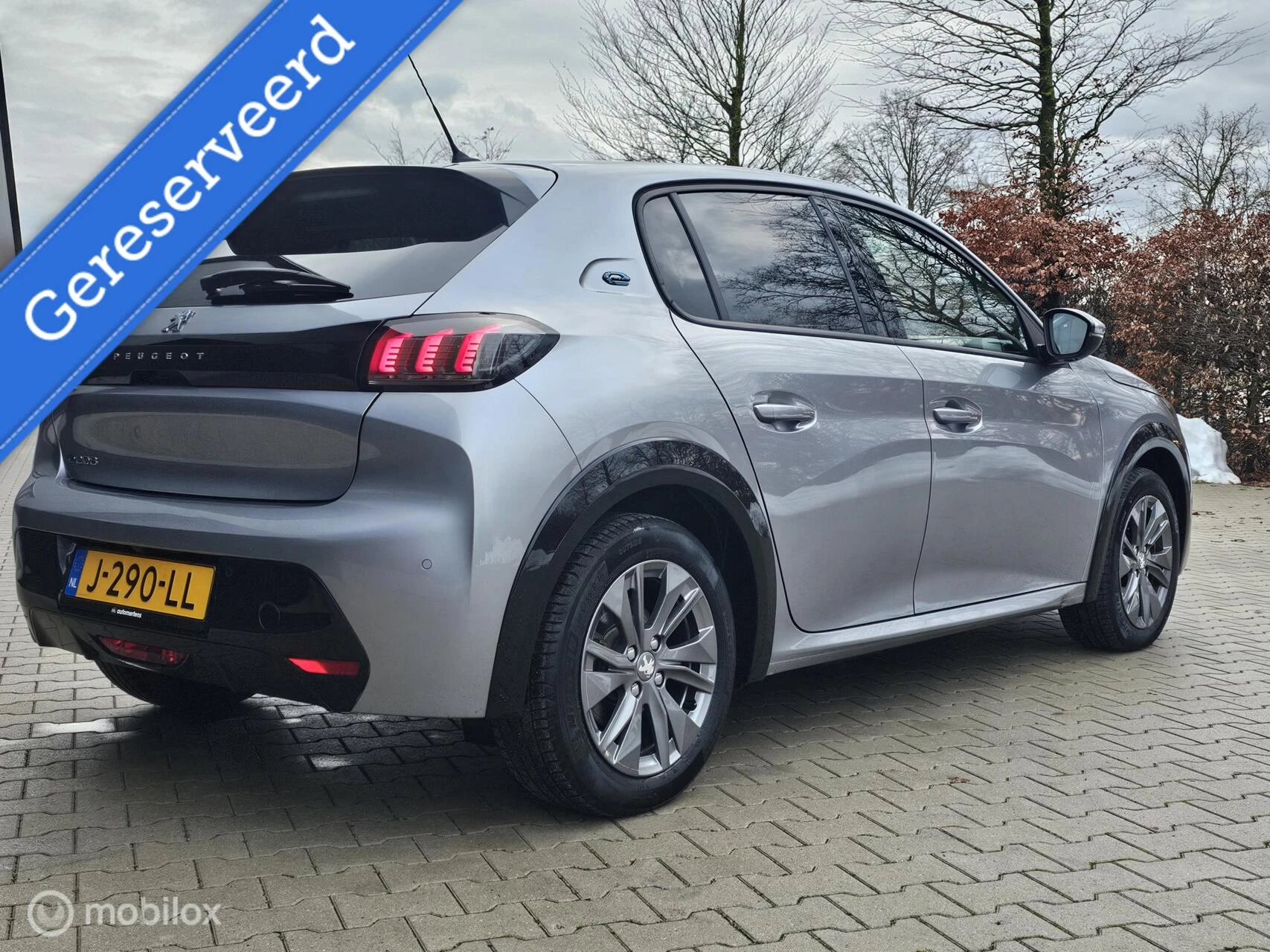 Hoofdafbeelding Peugeot e-208