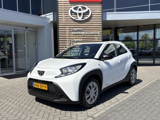 Toyota Aygo X PLAY 5-DEURS PLAY 5-DEURS 1e EIGENAAR NL-AUTO CAMERA LED APPLE/ANDROID AIRCO ADAP. CRUISE