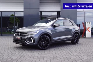 Hoofdafbeelding Volkswagen T-Roc Volkswagen T-Roc 1.5 TSI DSG R-Line /Panodak/19 Inch LM /Trekhaak/IQ Matrix LED/C
