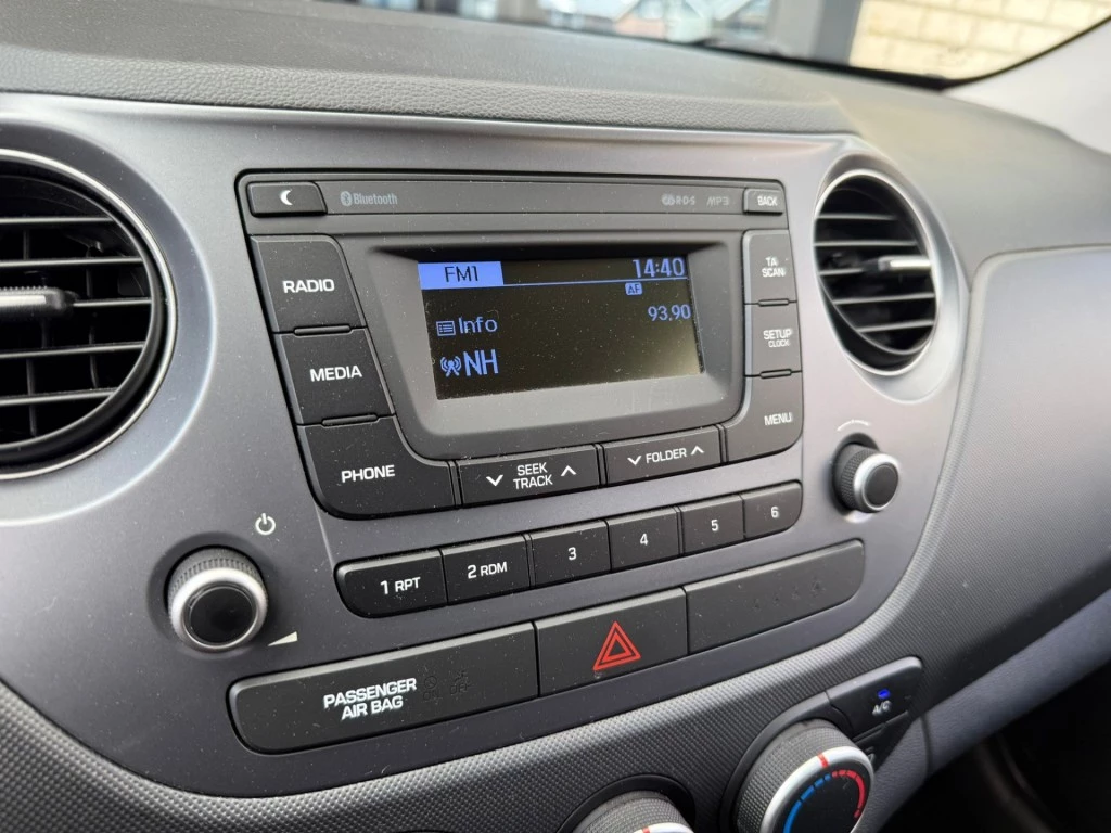 Hoofdafbeelding Hyundai i10