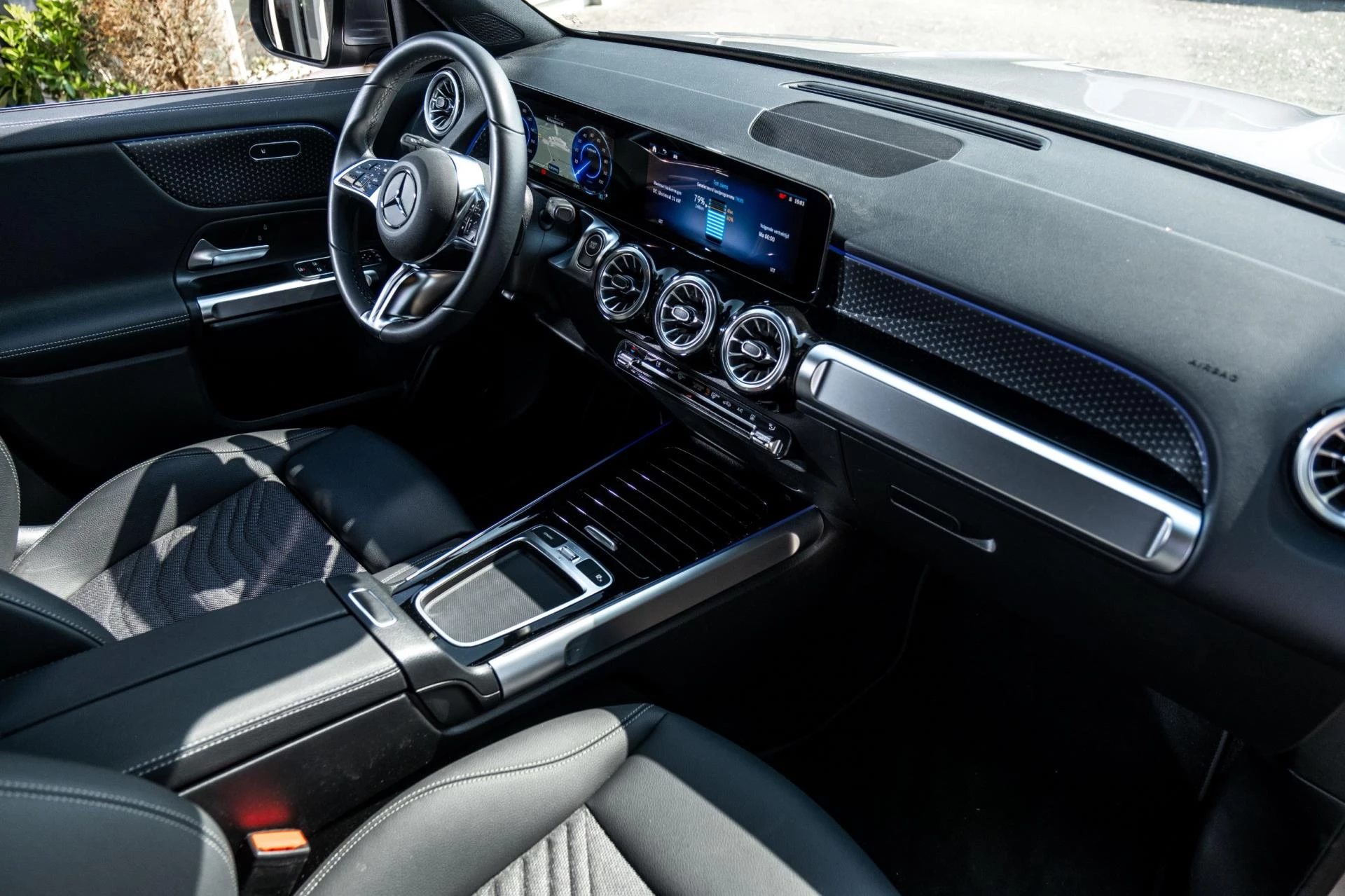 Hoofdafbeelding Mercedes-Benz EQB