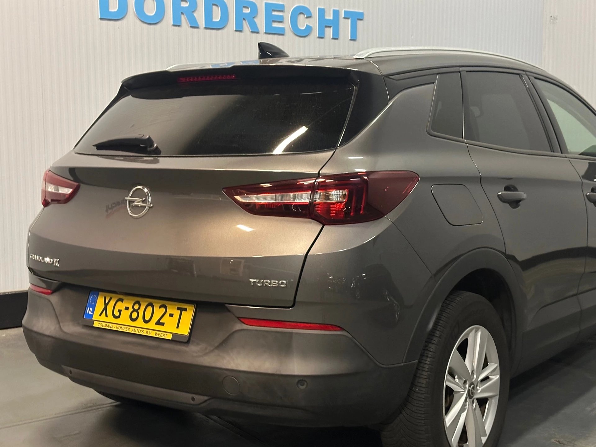 Hoofdafbeelding Opel Grandland X