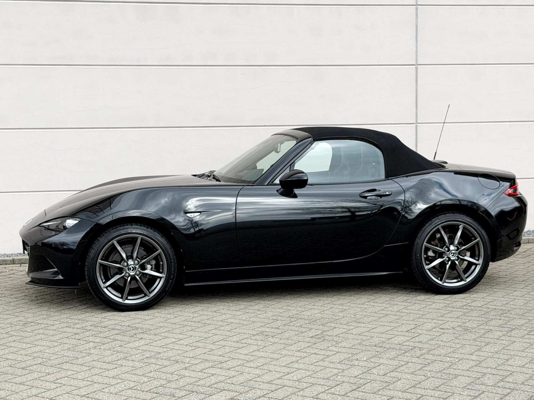 Hoofdafbeelding Mazda MX-5