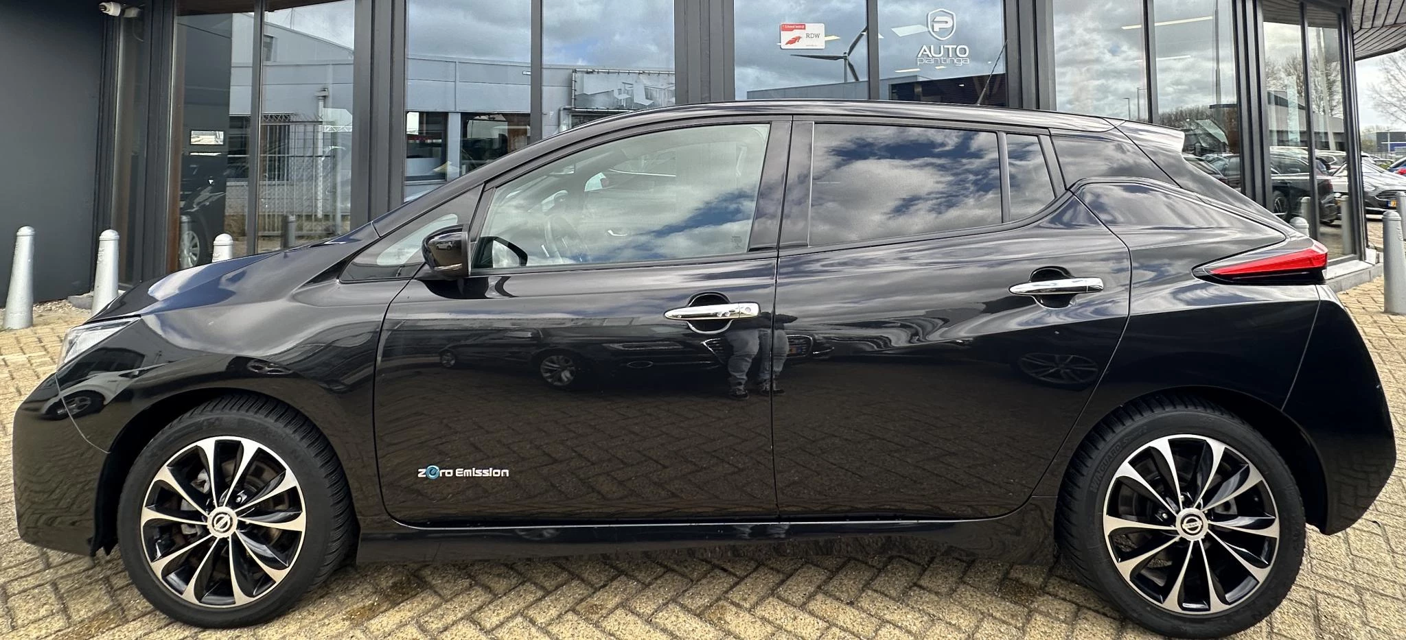 Hoofdafbeelding Nissan Leaf