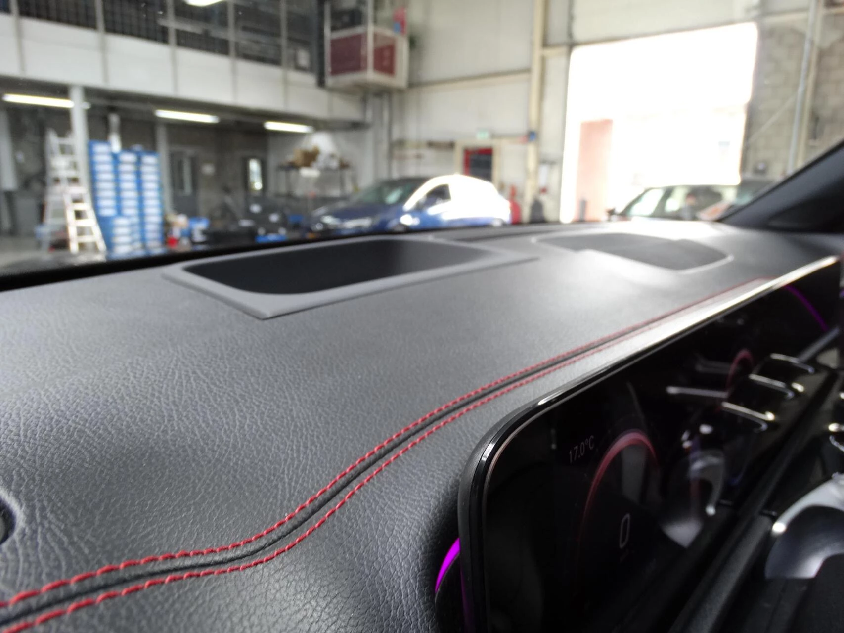 Hoofdafbeelding Mercedes-Benz EQB