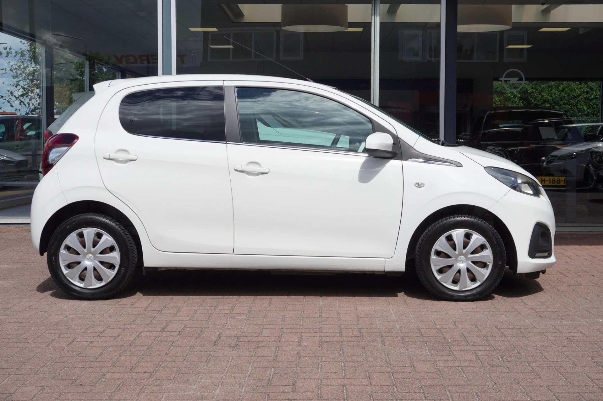 Hoofdafbeelding Peugeot 108