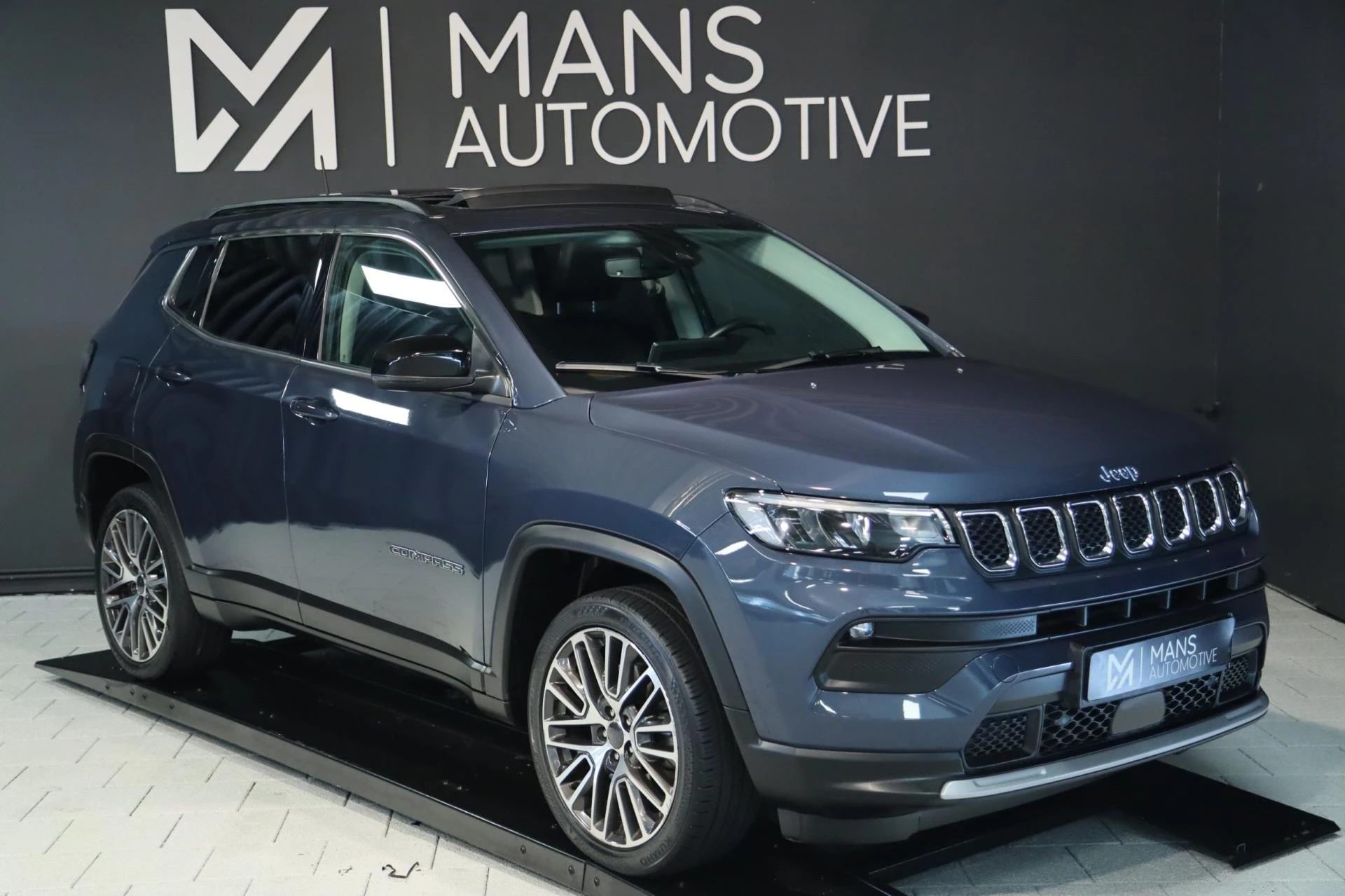 Hoofdafbeelding Jeep Compass