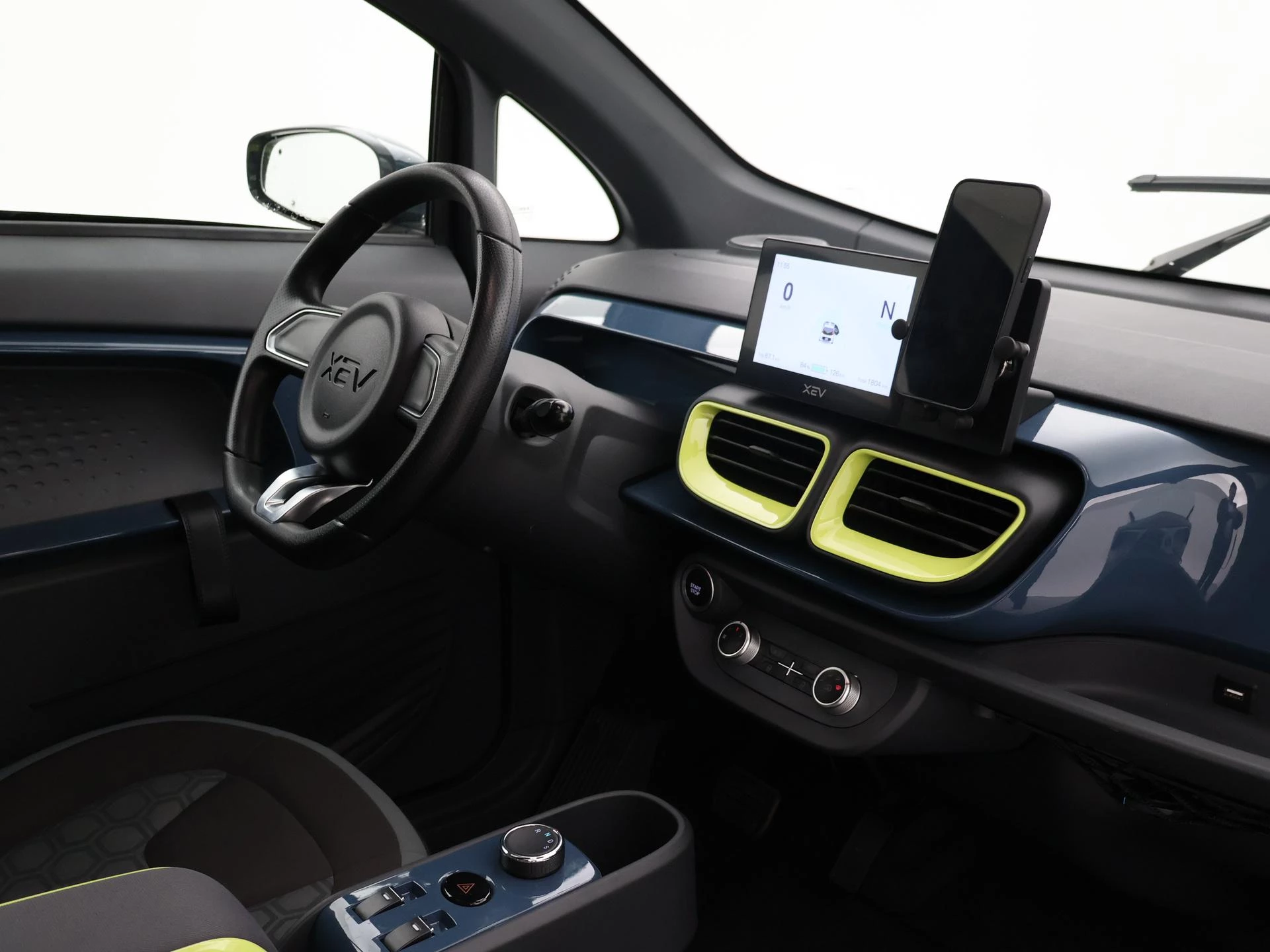 Hoofdafbeelding XEV Yoyo