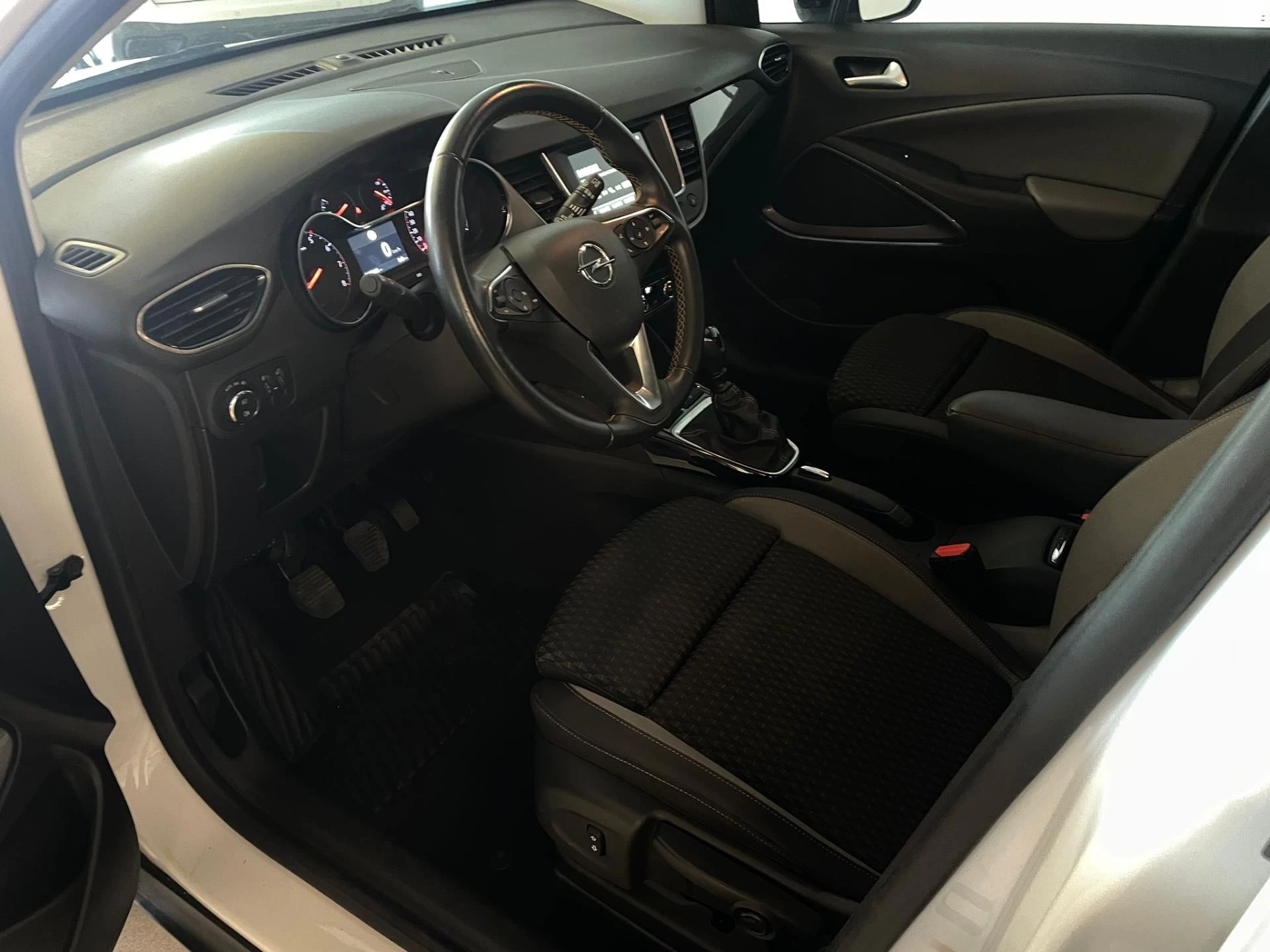 Hoofdafbeelding Opel Crossland X