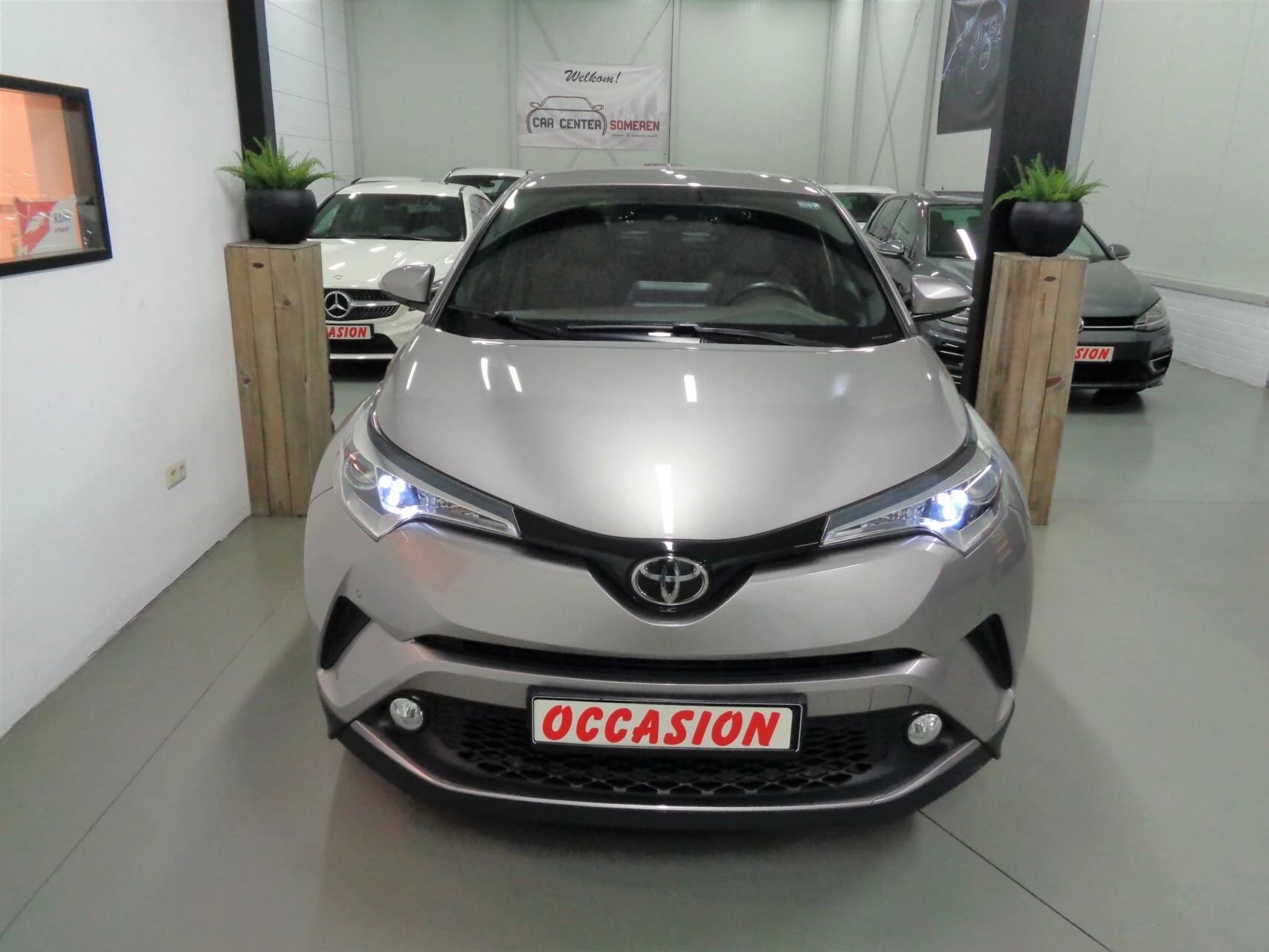 Hoofdafbeelding Toyota C-HR