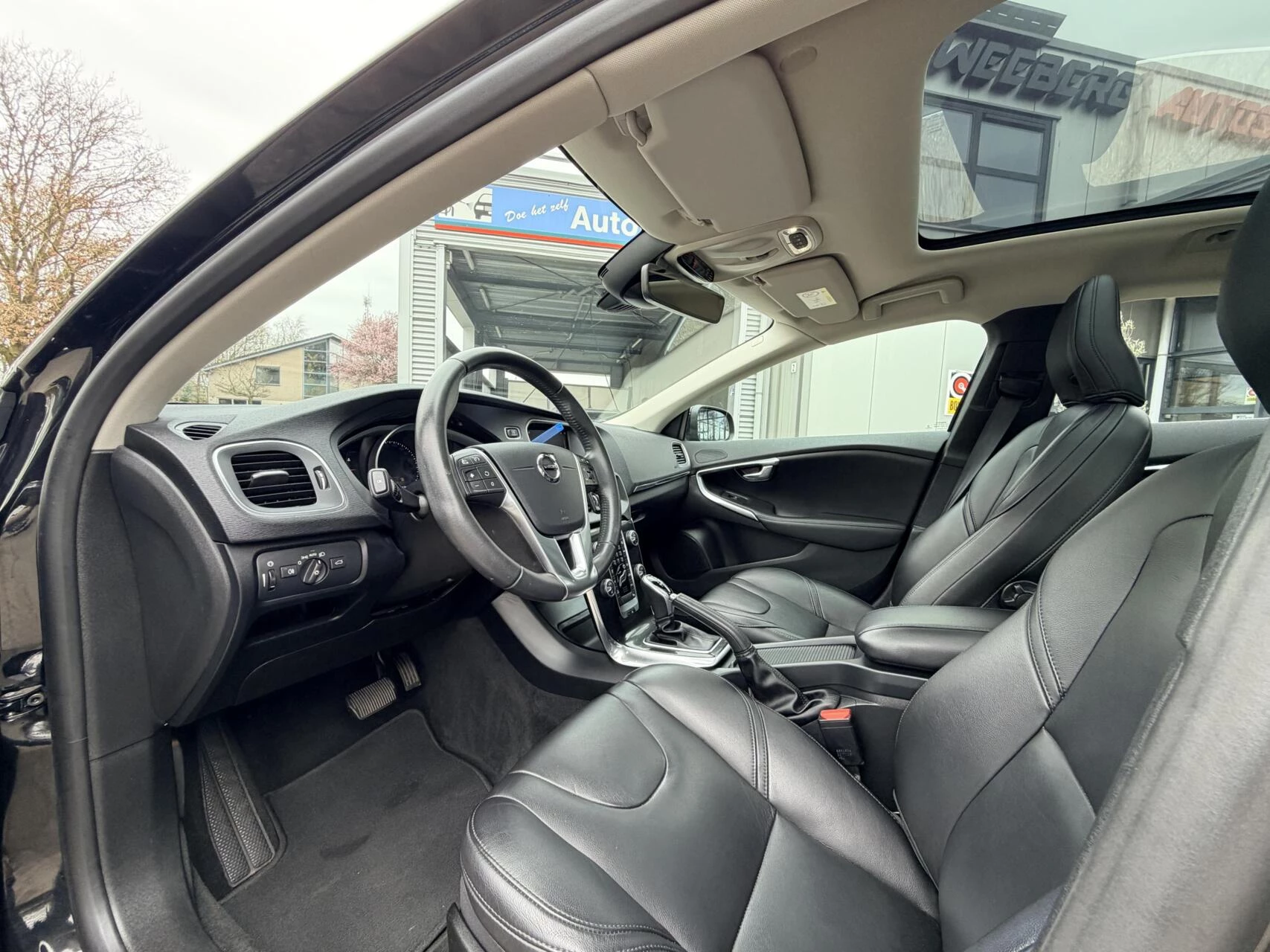 Hoofdafbeelding Volvo V40