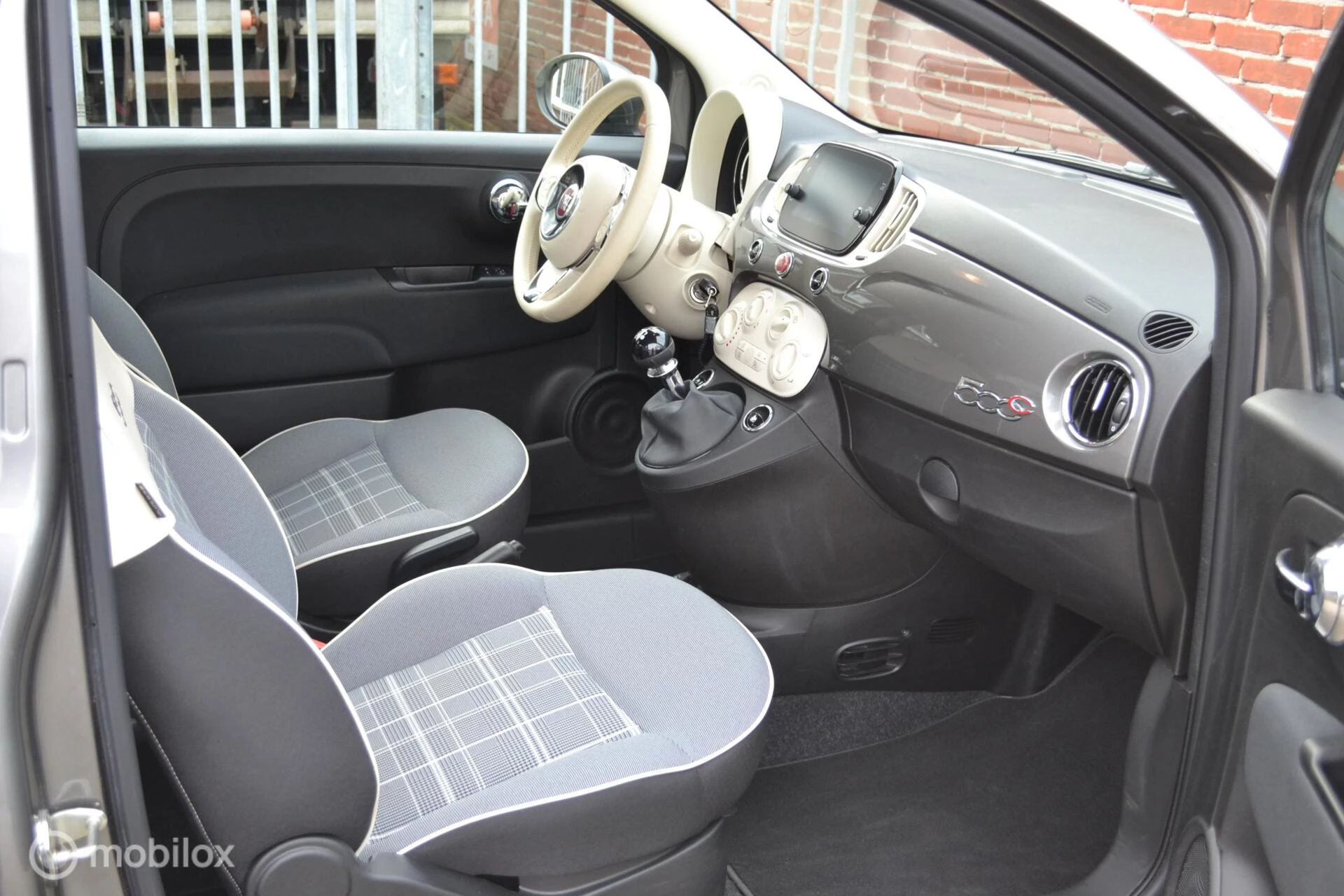 Hoofdafbeelding Fiat 500C