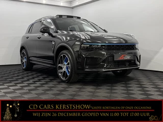 Hoofdafbeelding Lynk & Co 01 Lynk & Co 01 1.5 Pano, 360 Camera, Navi, Keyless start, Stoelverwarming, Elektrische achterklep, Lichtmetalen velgen