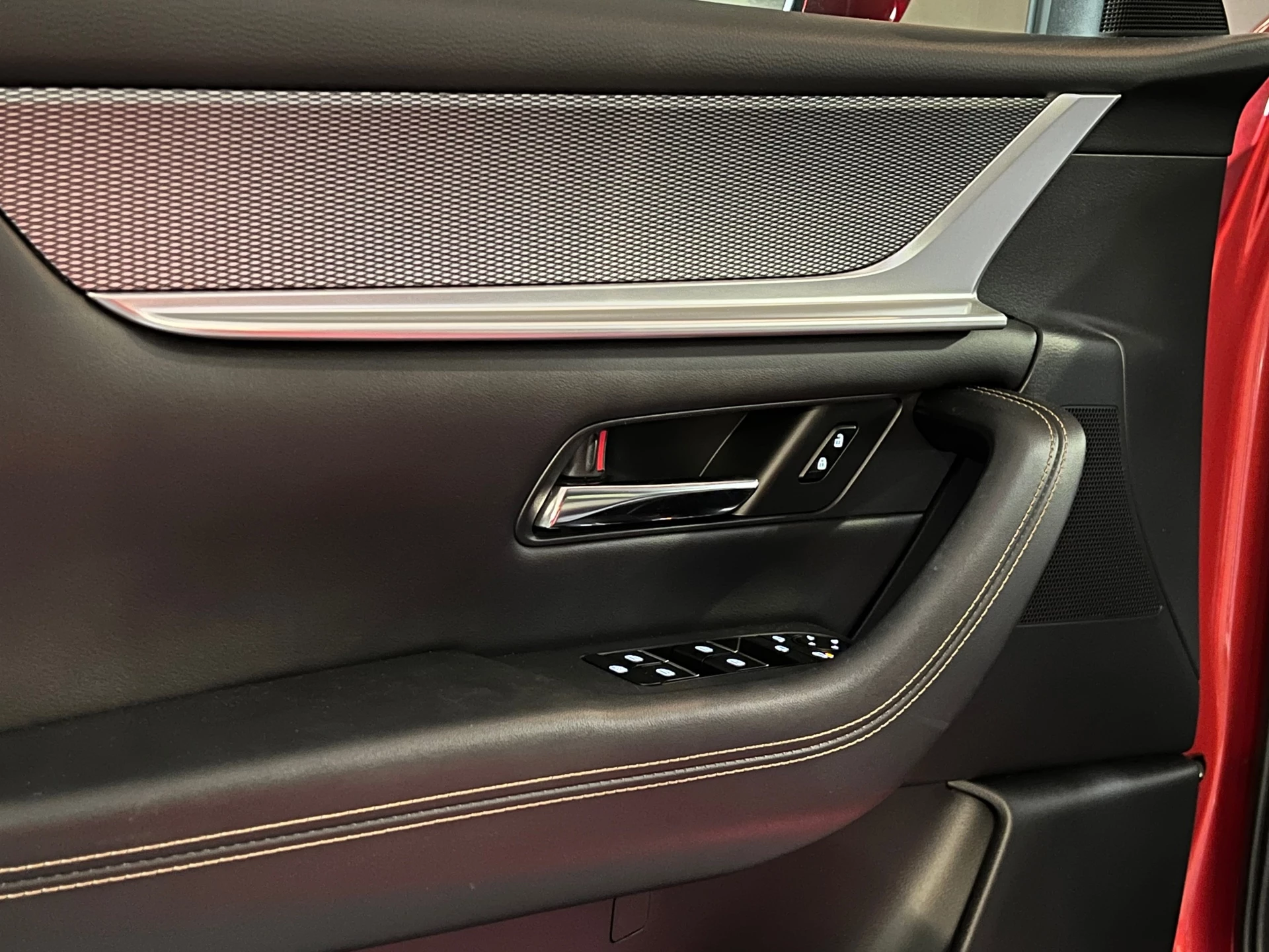 Hoofdafbeelding Mazda CX-60