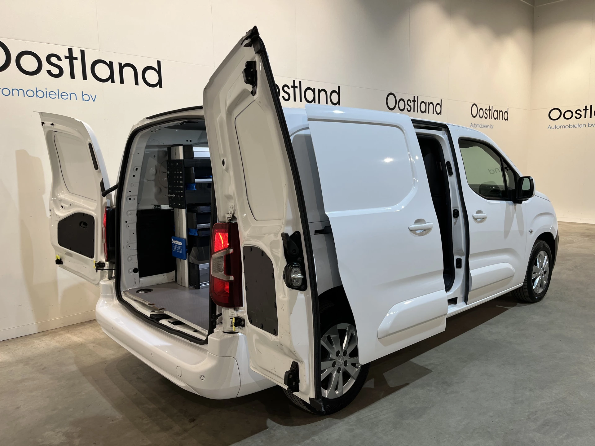 Hoofdafbeelding Peugeot Partner