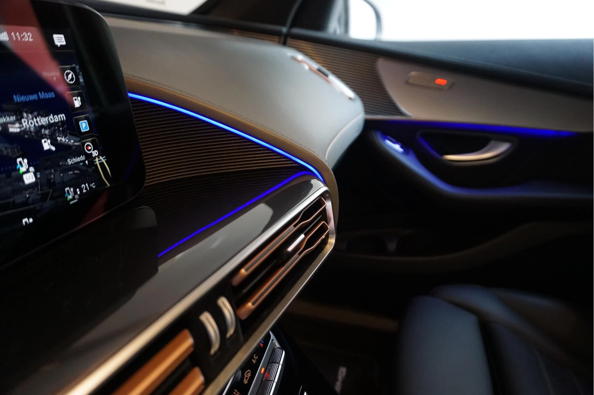 Hoofdafbeelding Mercedes-Benz EQC