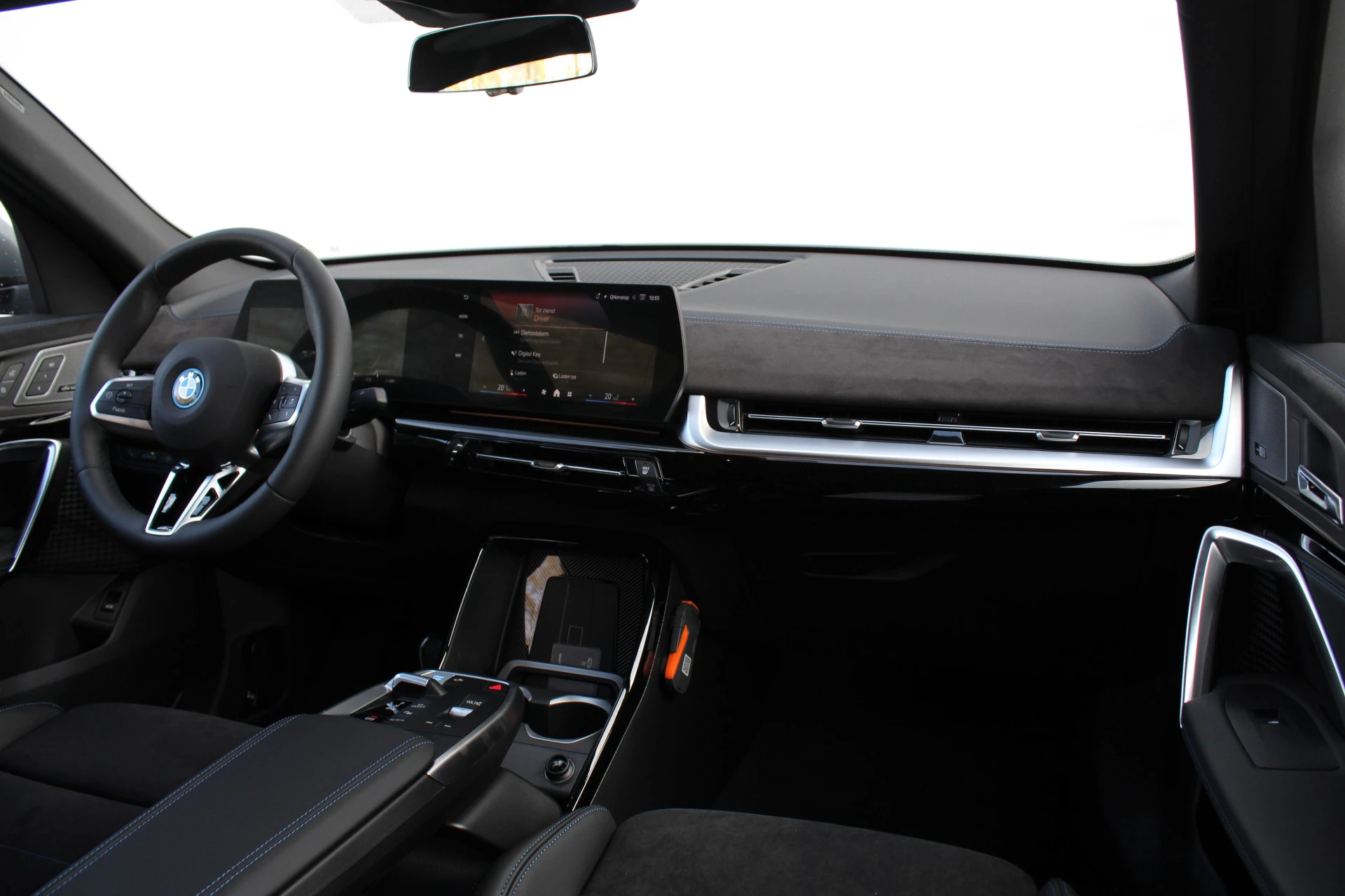 Hoofdafbeelding BMW iX2