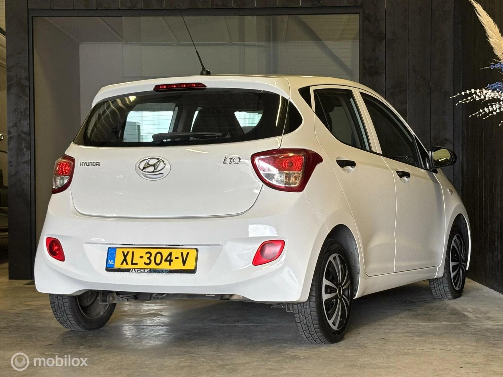 Hoofdafbeelding Hyundai i10