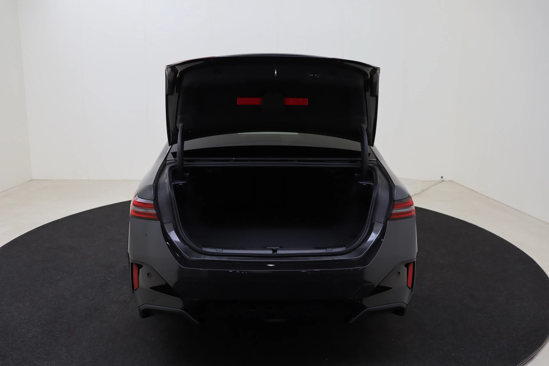 Hoofdafbeelding BMW i5
