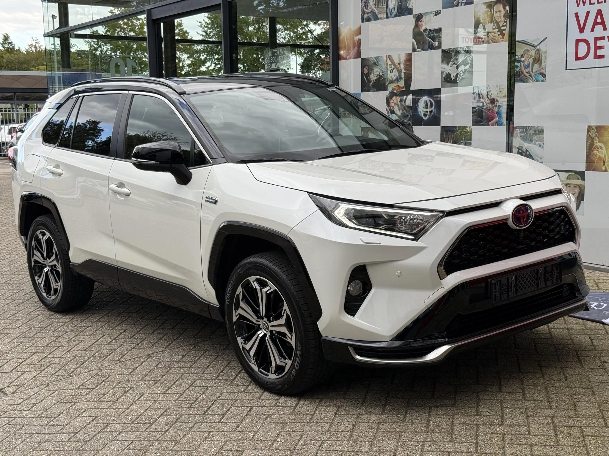 Hoofdafbeelding Toyota RAV4