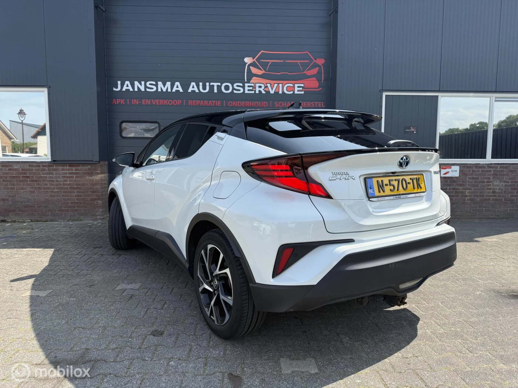 Hoofdafbeelding Toyota C-HR