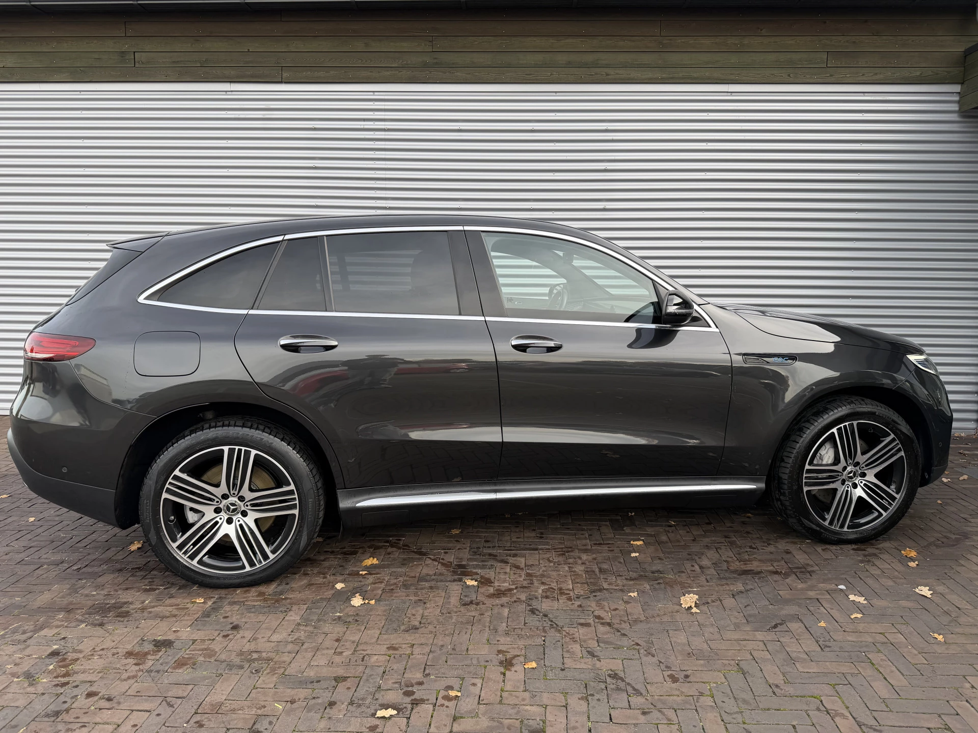 Hoofdafbeelding Mercedes-Benz EQC
