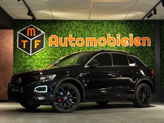 Hoofdafbeelding Volkswagen T-Roc Volkswagen T-Roc 2.0 TSI R LINE 4MOTION |VIRTUAL|BOMVOL|ACC|BLACKONBLACK