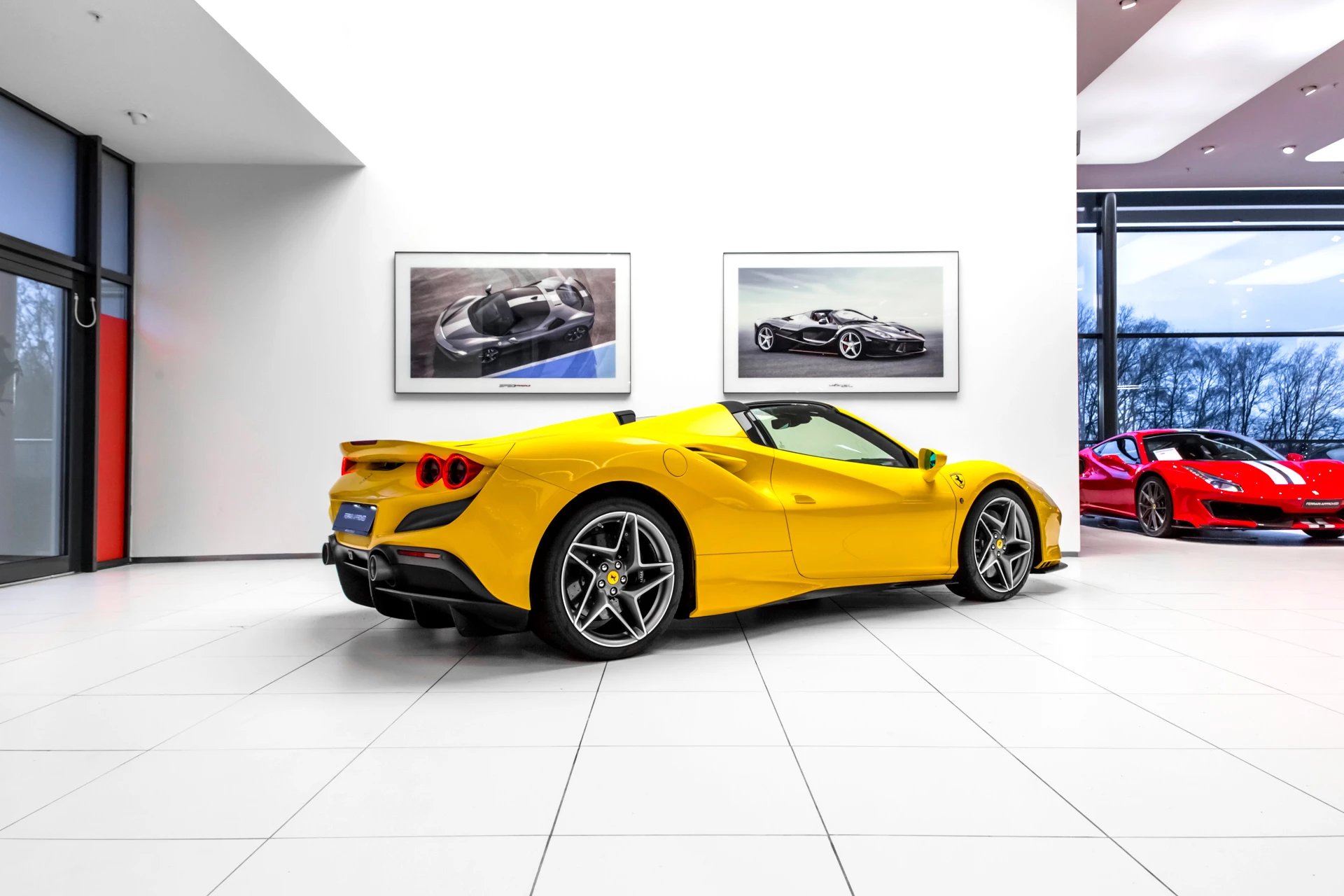 Hoofdafbeelding Ferrari F8 Spider