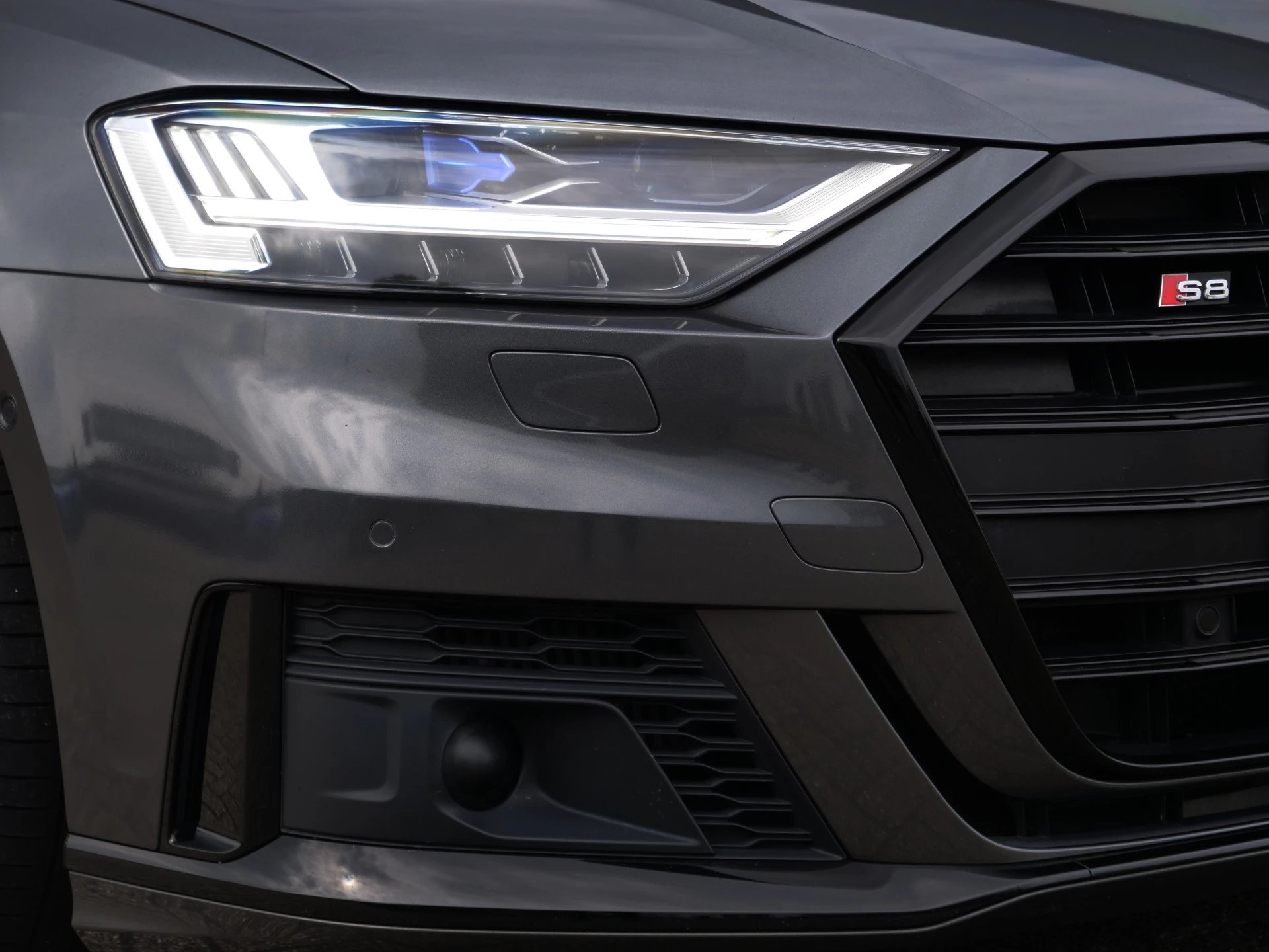 Hoofdafbeelding Audi S8