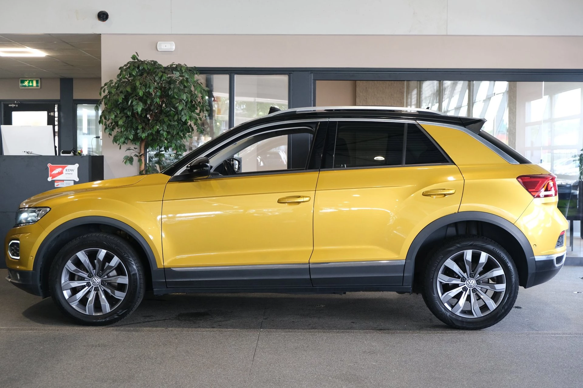 Hoofdafbeelding Volkswagen T-Roc