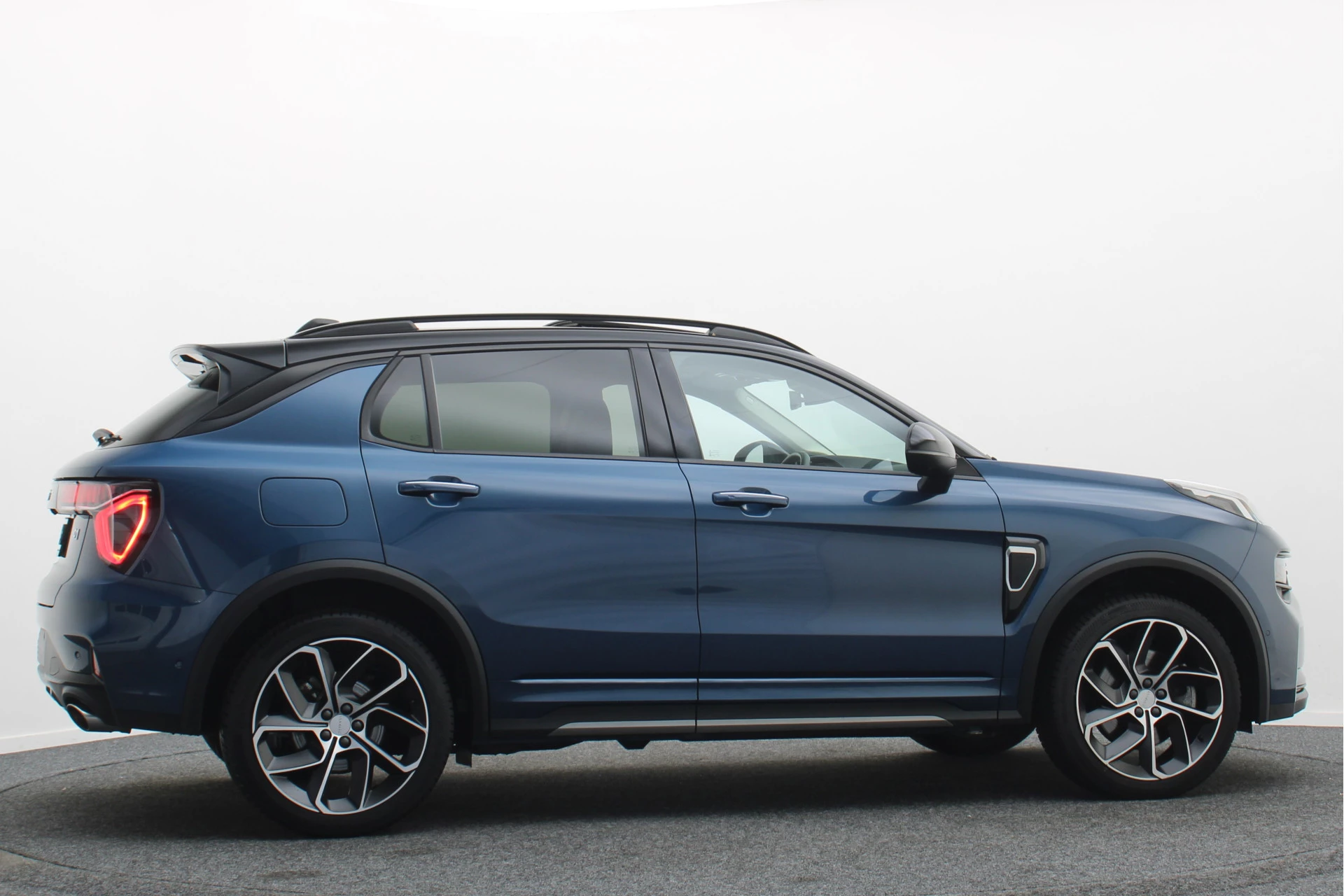 Hoofdafbeelding Lynk & Co 01
